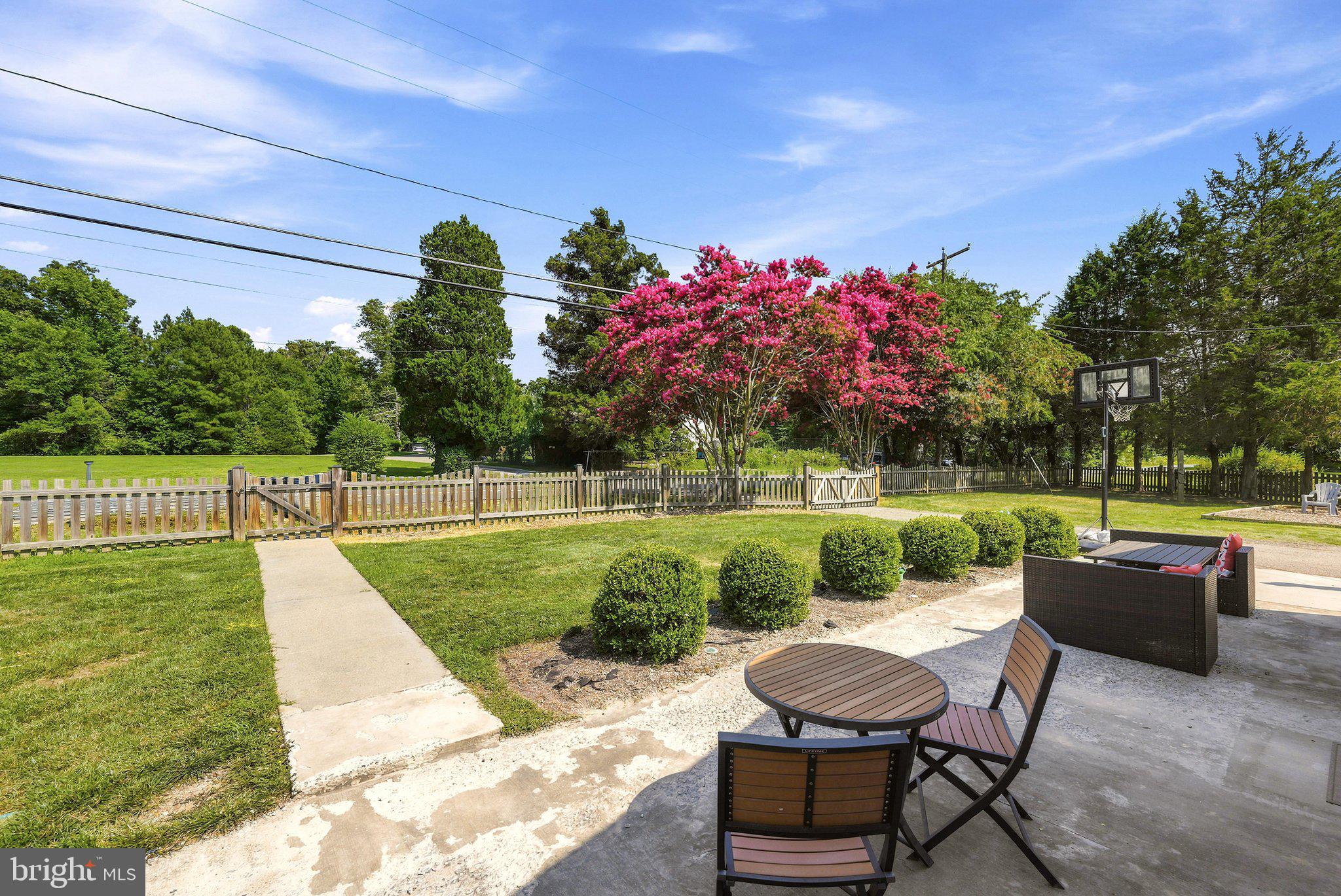 GUNSTON HEIGHTS - Residential