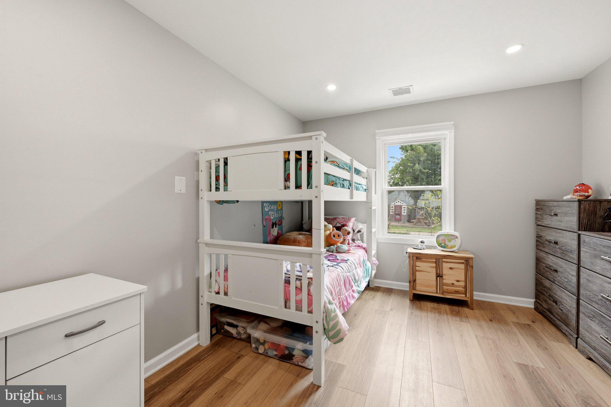 GUNSTON HEIGHTS - Residential