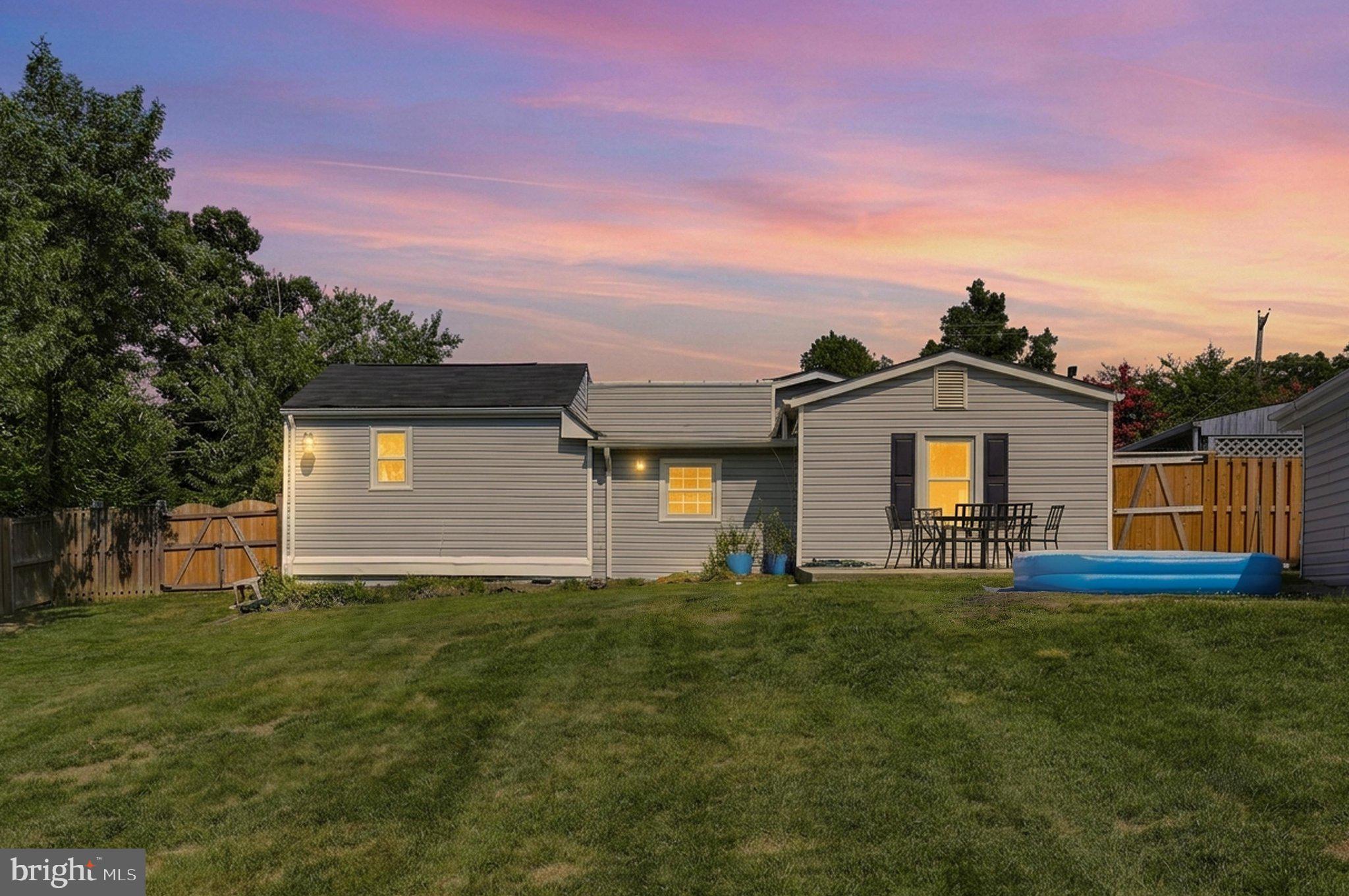 GUNSTON HEIGHTS - Residential