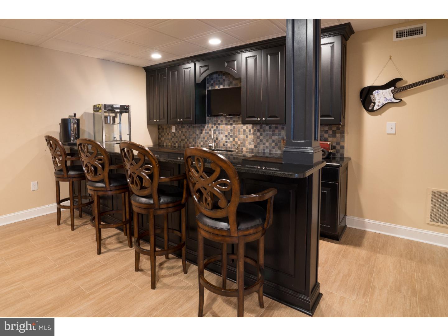 DUTCHESS FARM ESTS - Residential
