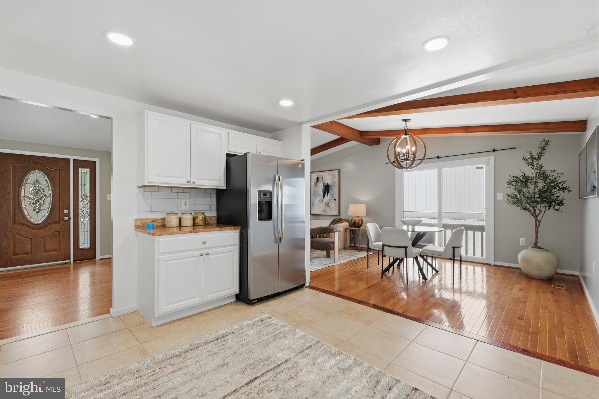 RESTON - Residential