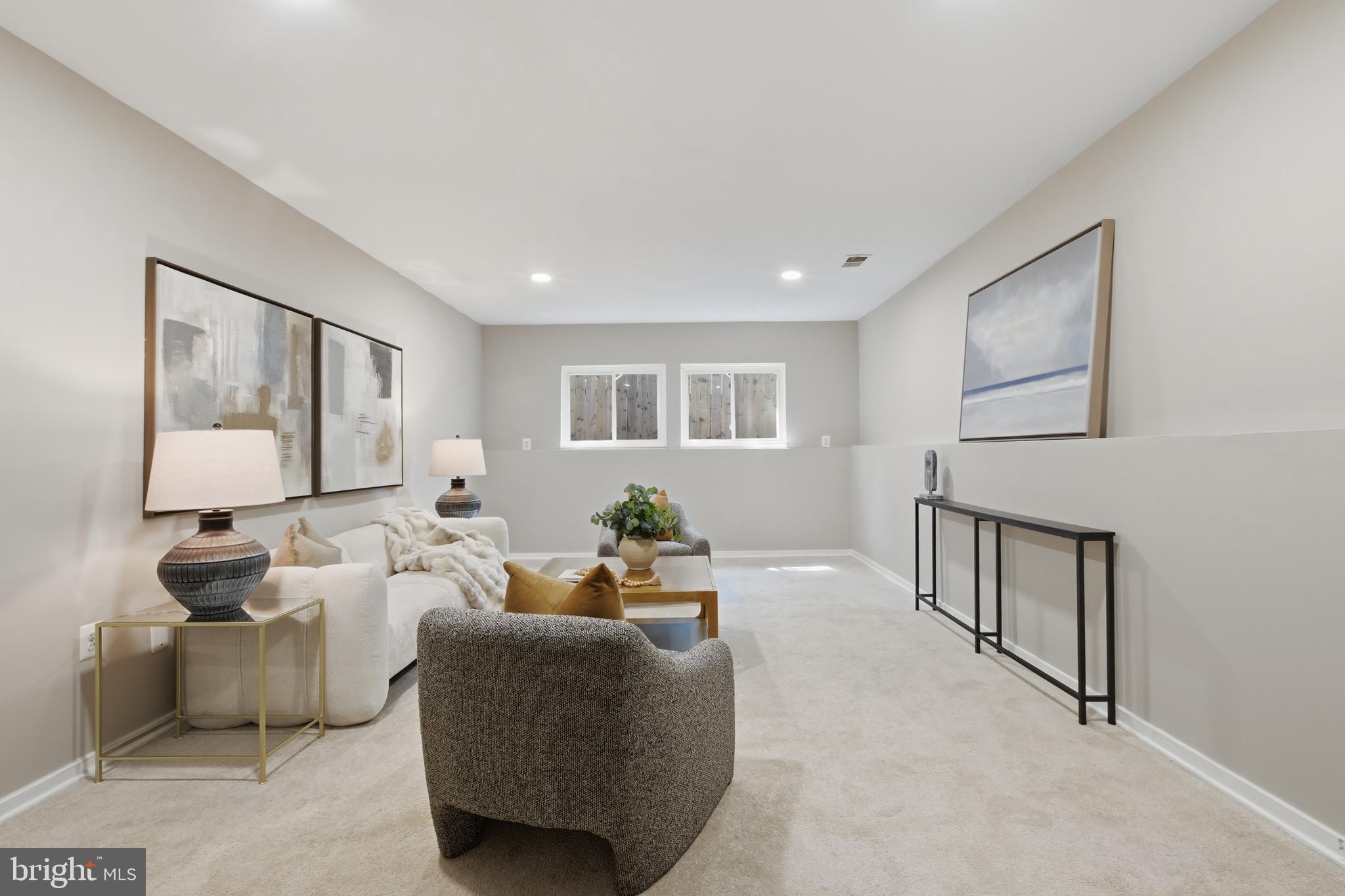 RESTON - Residential