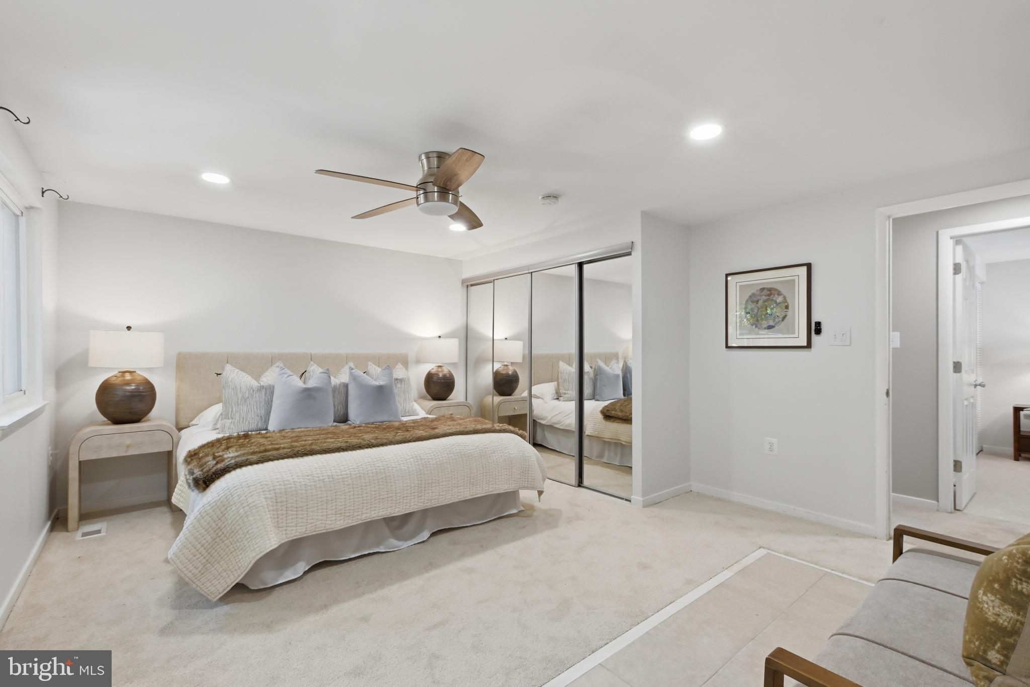 RESTON - Residential