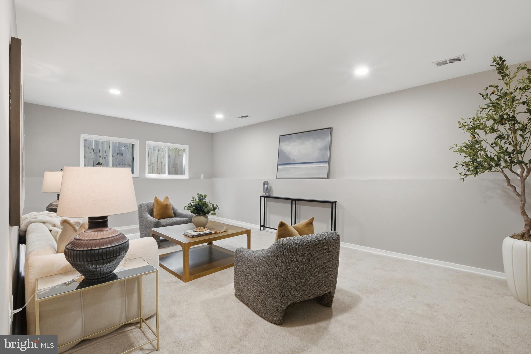 RESTON - Residential