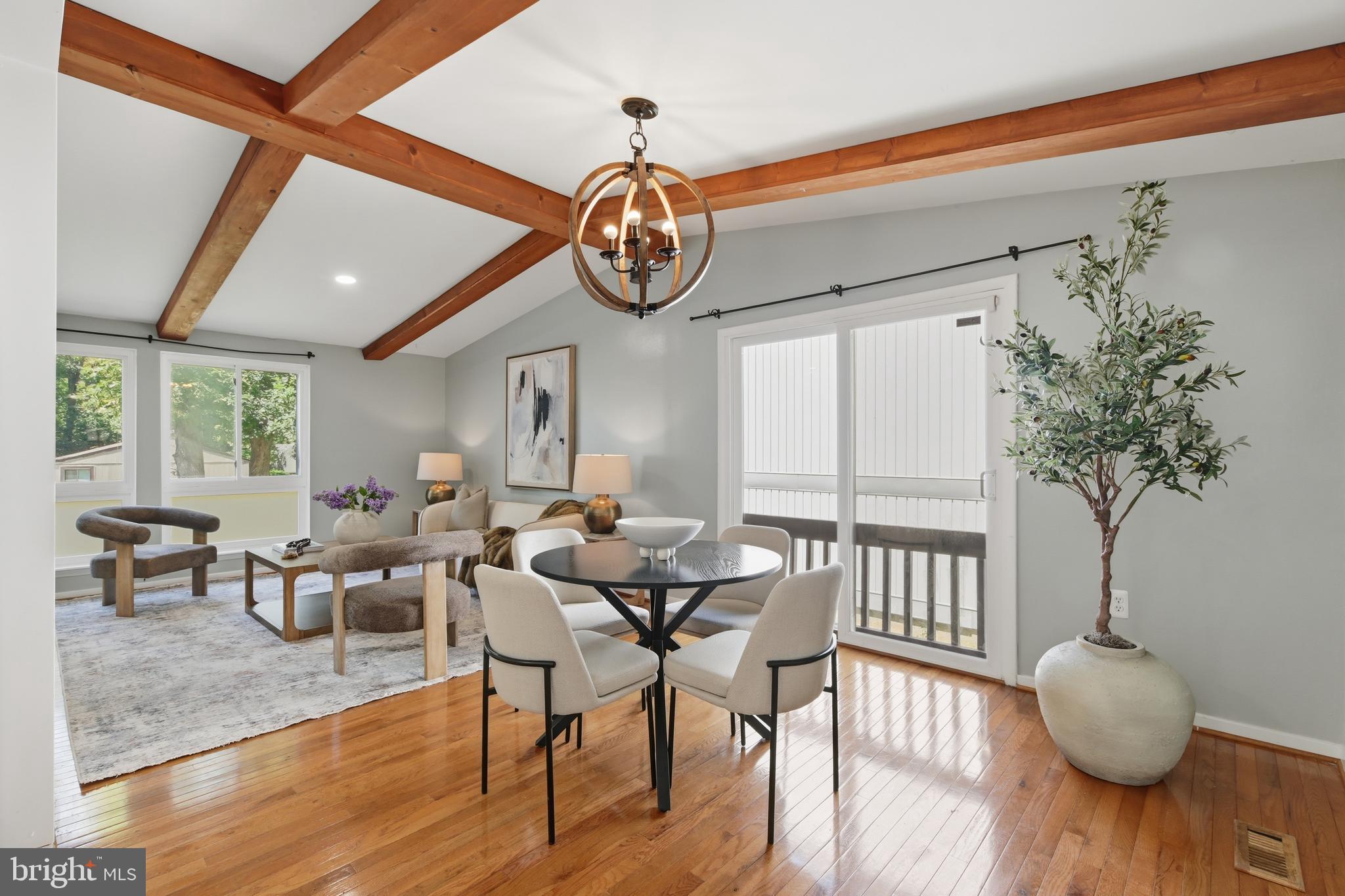 RESTON - Residential