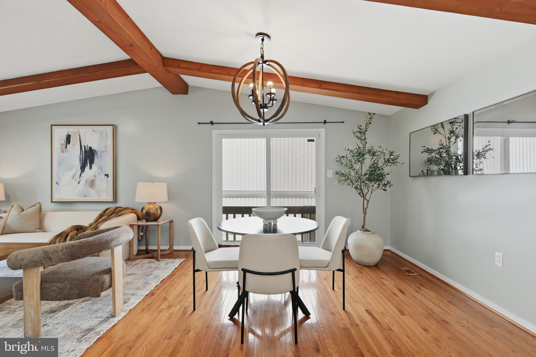 RESTON - Residential