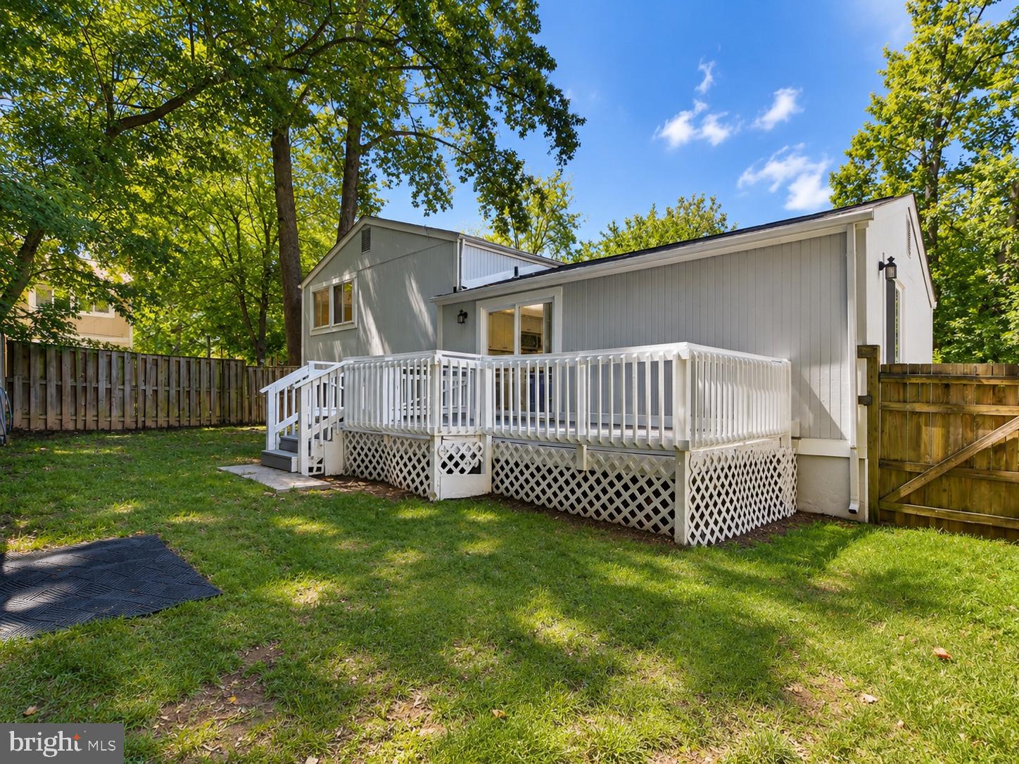 RESTON - Residential