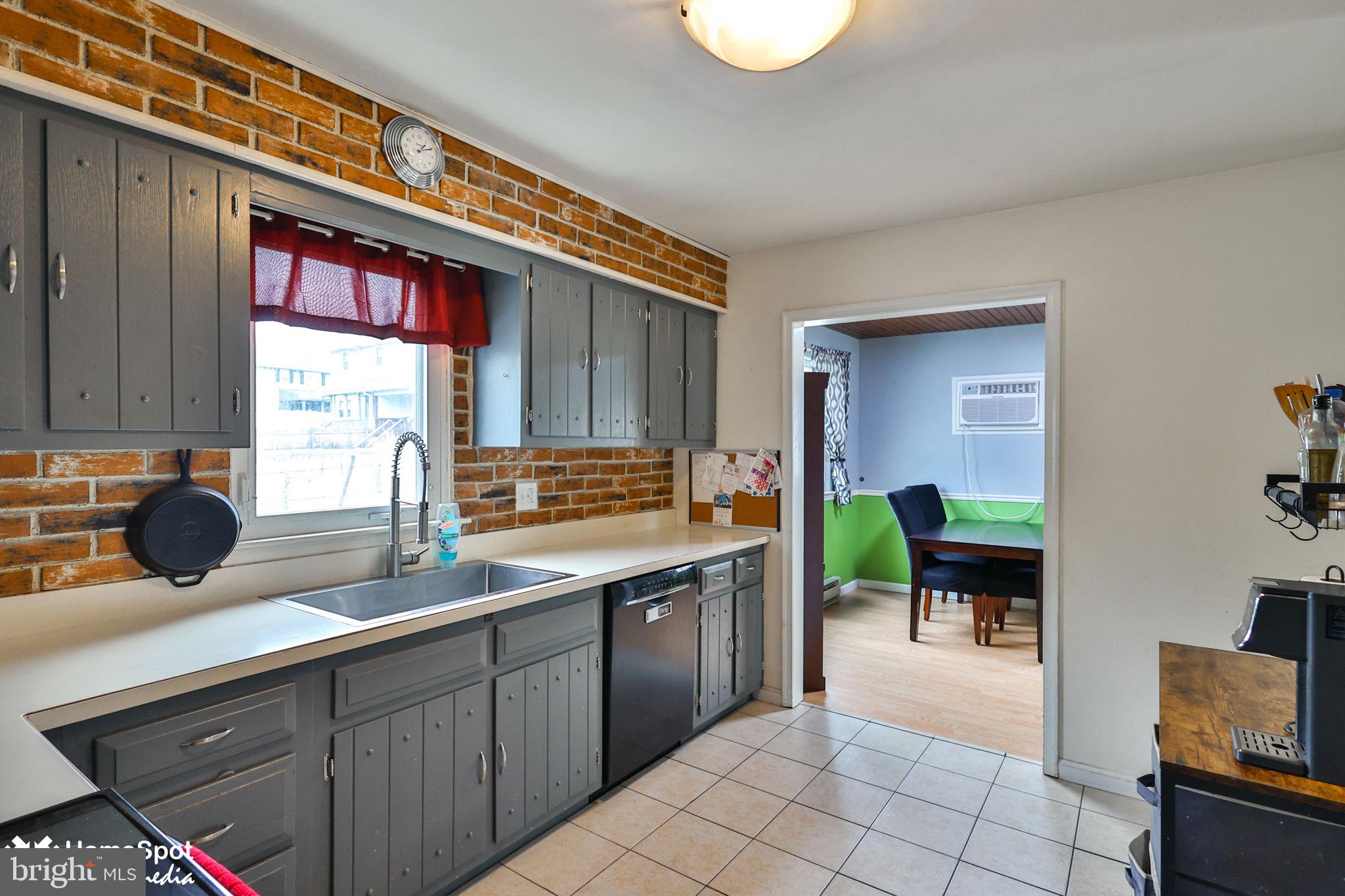 OXFORD PLACE - Residential