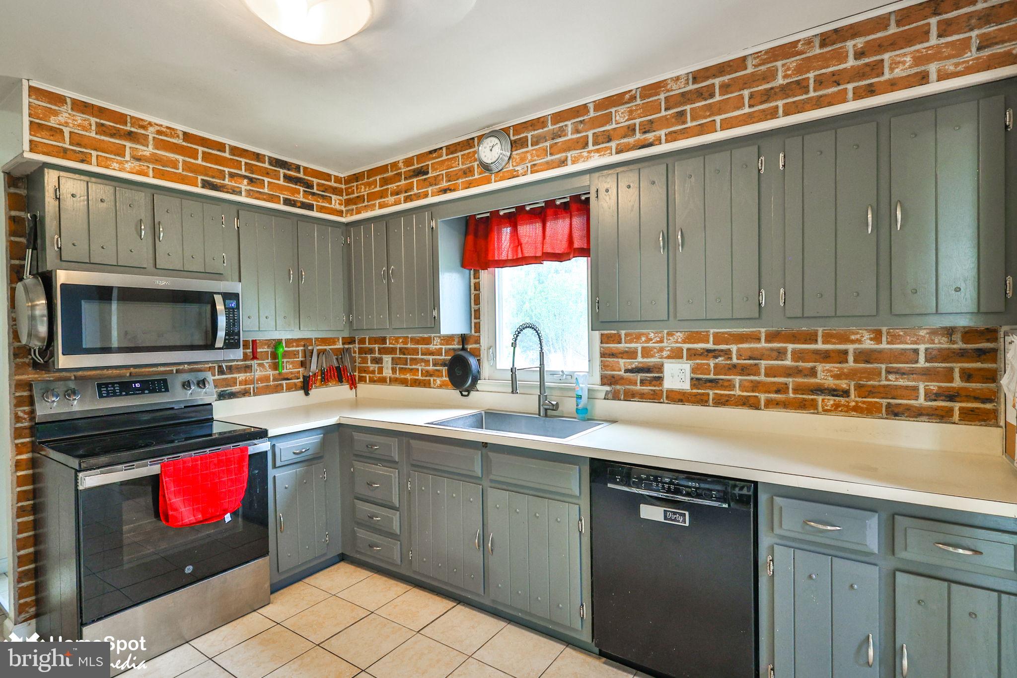 OXFORD PLACE - Residential