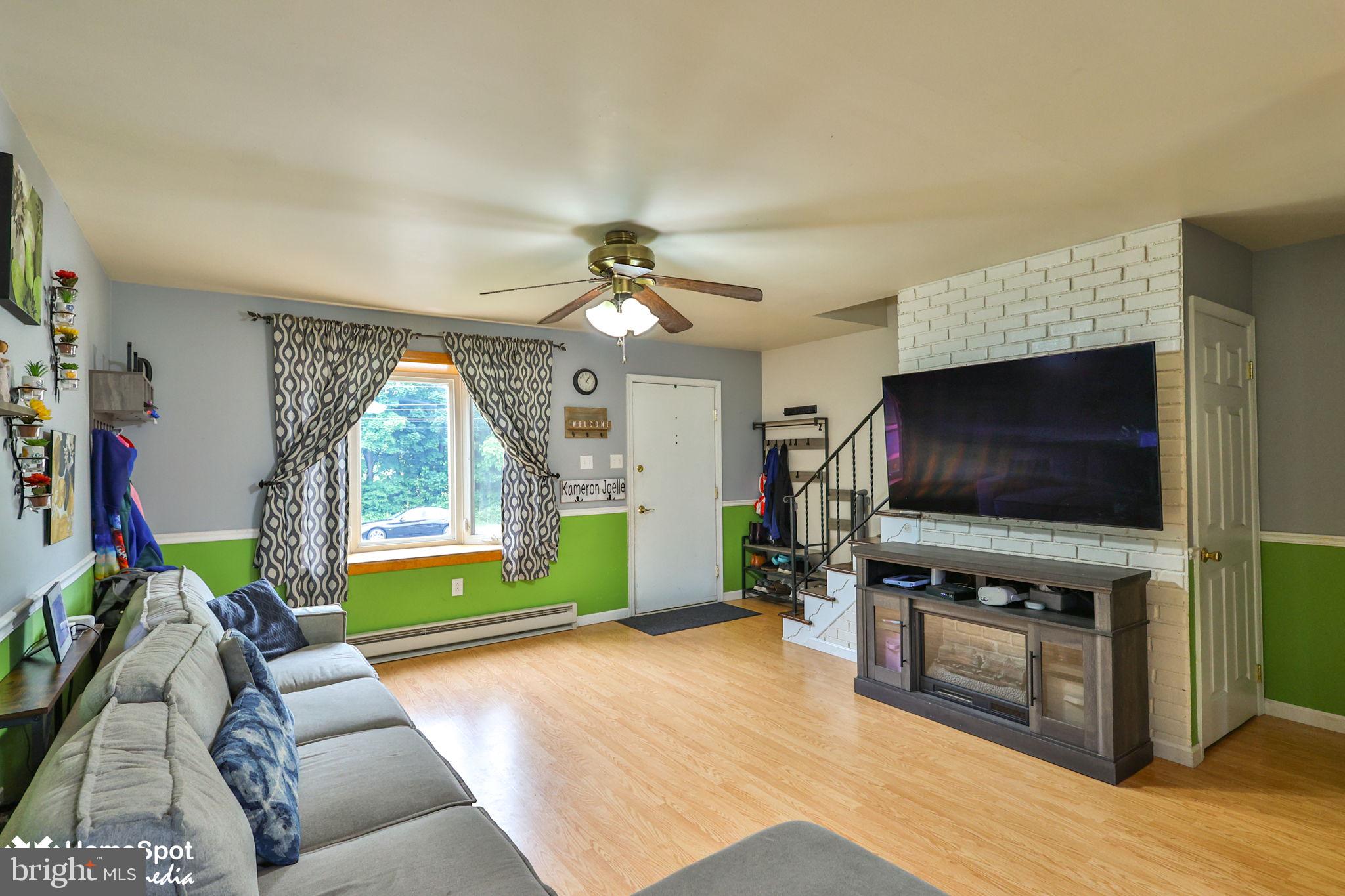 OXFORD PLACE - Residential