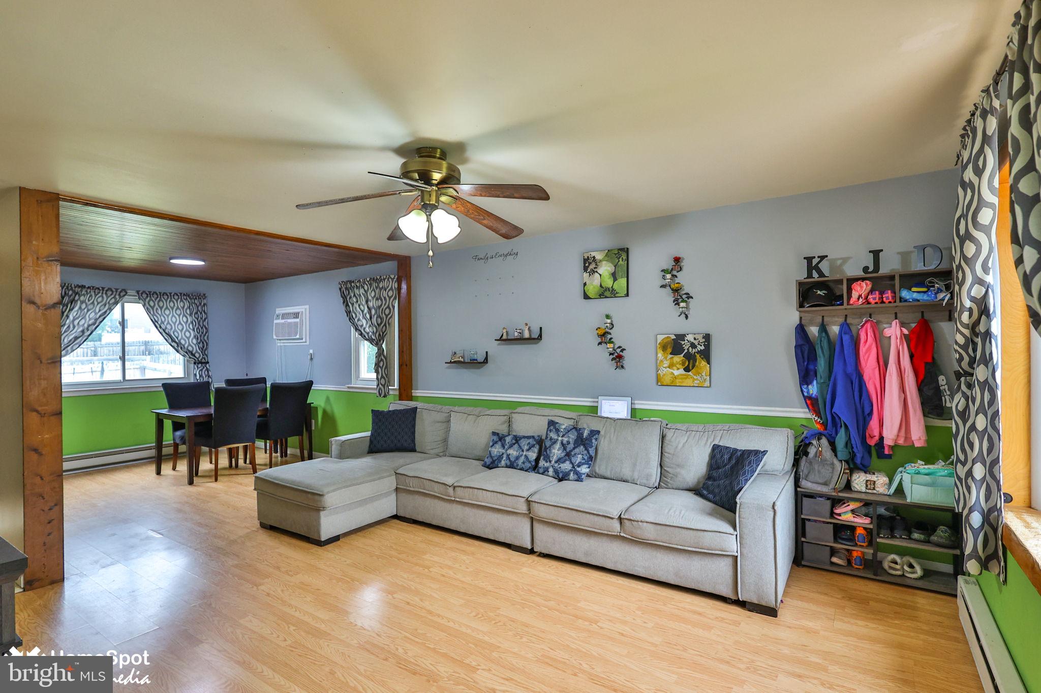 OXFORD PLACE - Residential