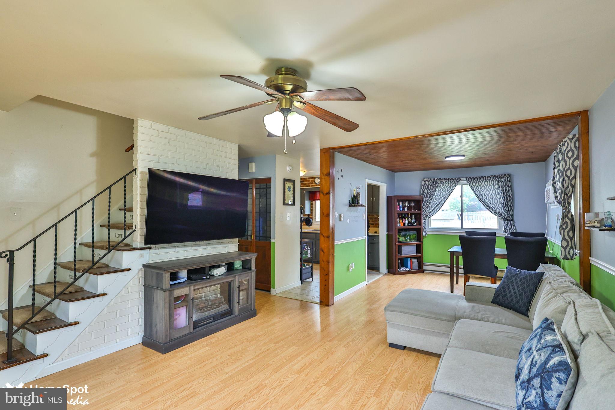 OXFORD PLACE - Residential