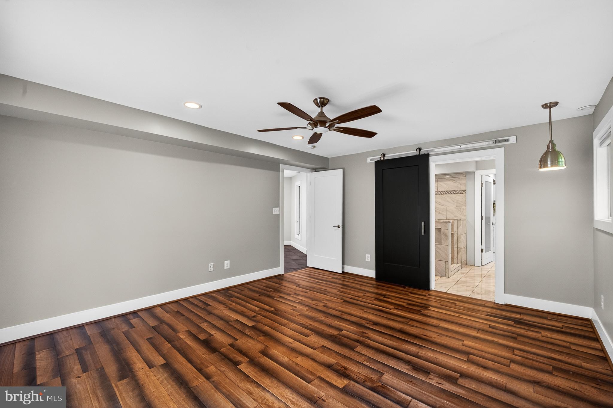 HALLOWING POINT RIVER ESTATES - Residential