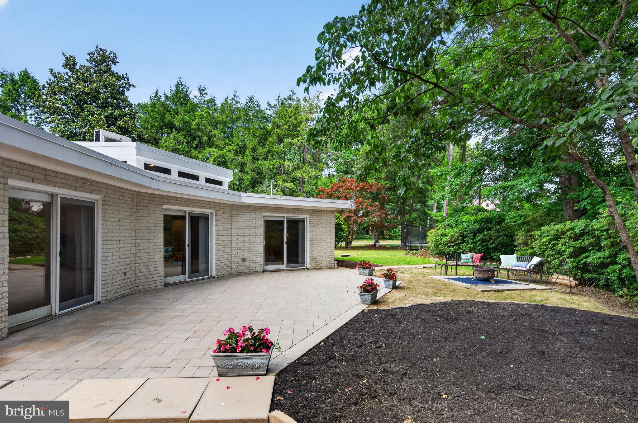 HALLOWING POINT RIVER ESTATES - Residential