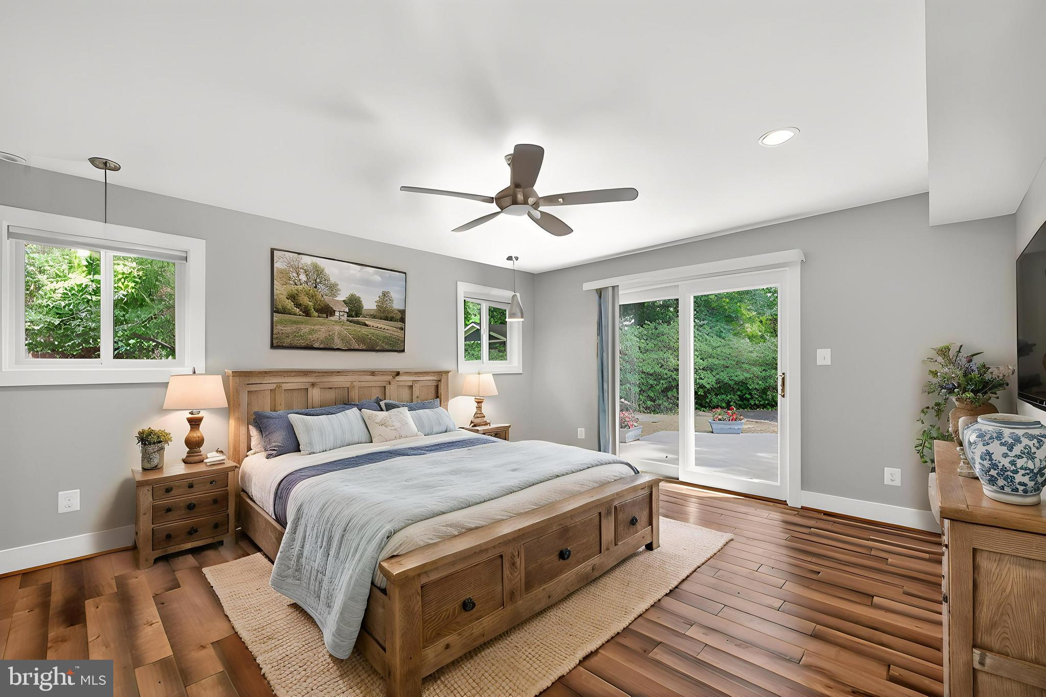 HALLOWING POINT RIVER ESTATES - Residential