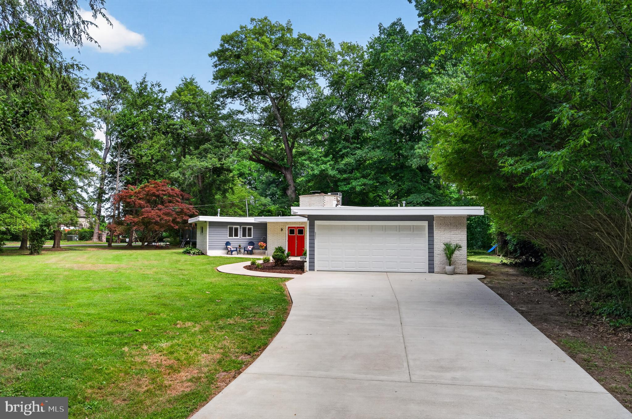HALLOWING POINT RIVER ESTATES - Residential