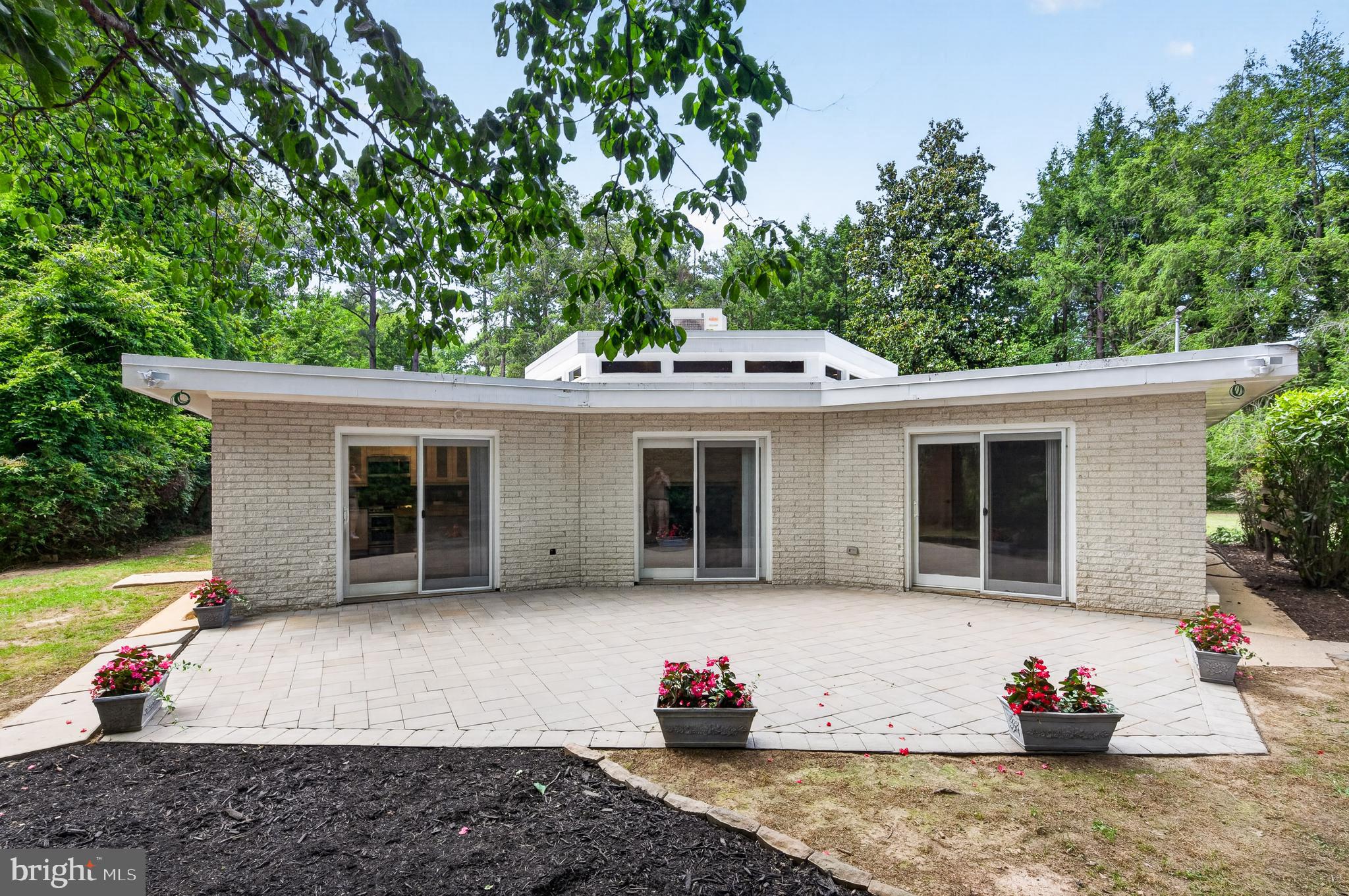 HALLOWING POINT RIVER ESTATES - Residential