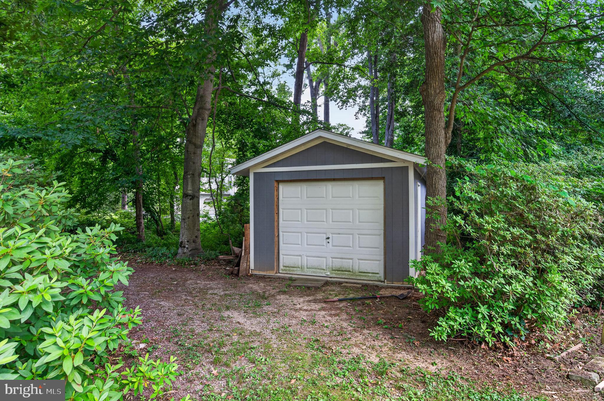 HALLOWING POINT RIVER ESTATES - Residential