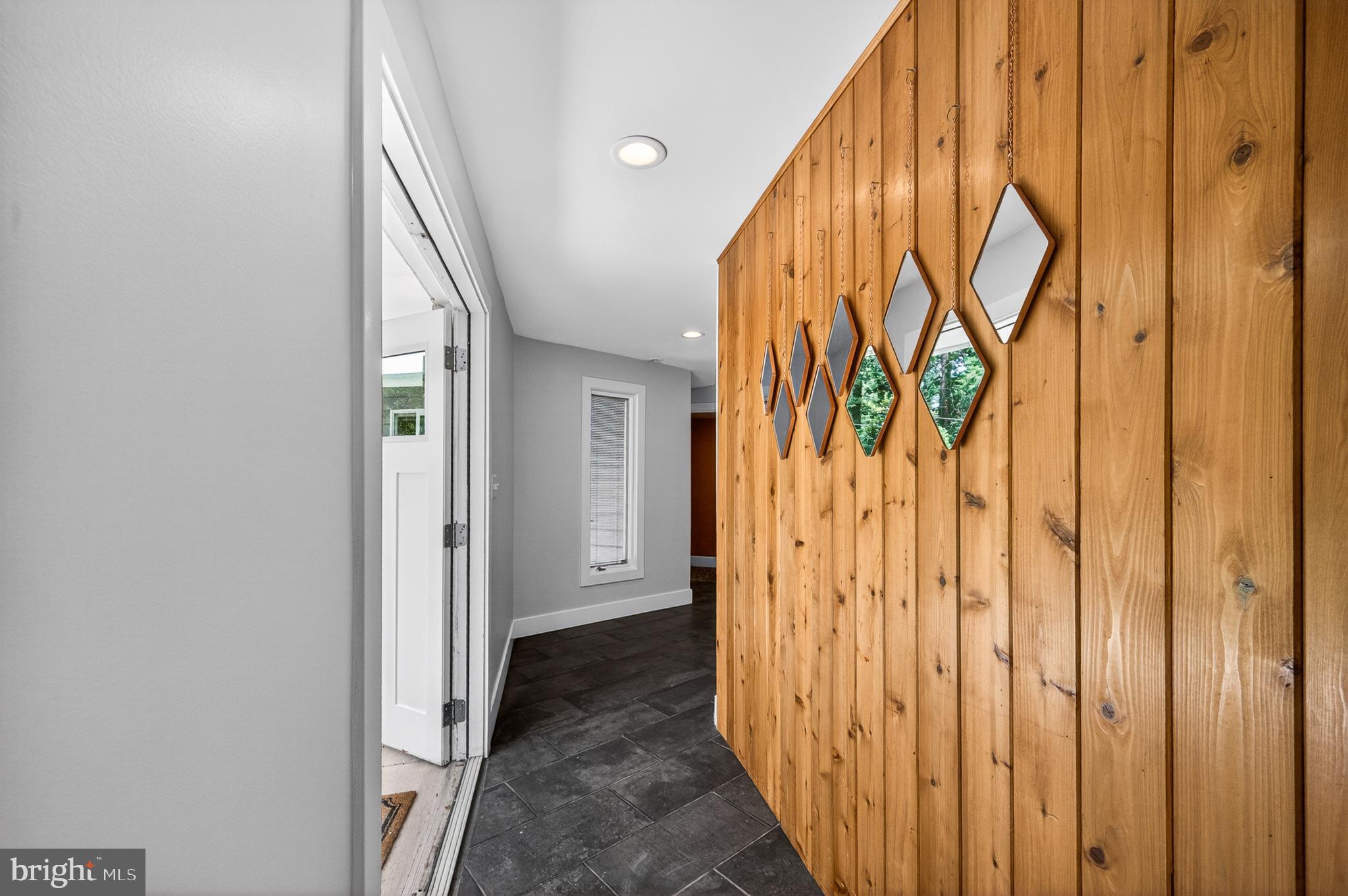 HALLOWING POINT RIVER ESTATES - Residential