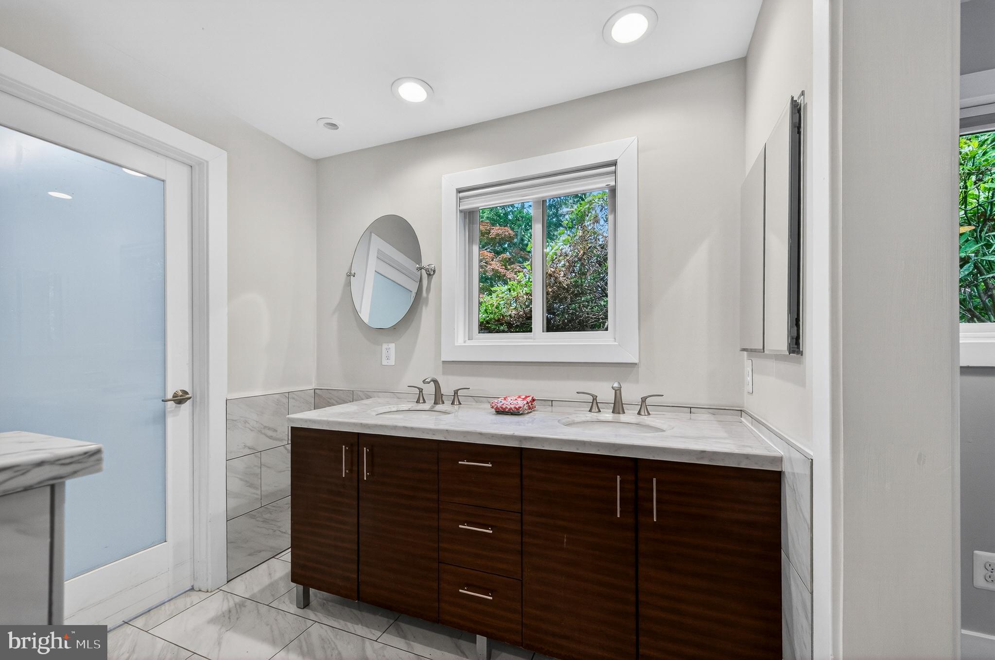 HALLOWING POINT RIVER ESTATES - Residential