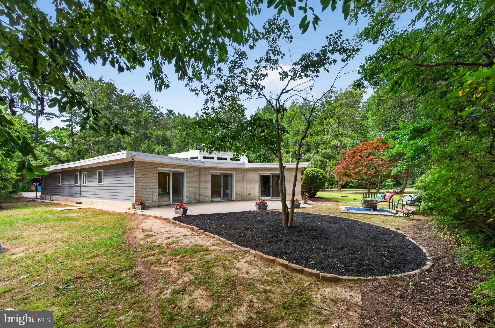 HALLOWING POINT RIVER ESTATES - Residential