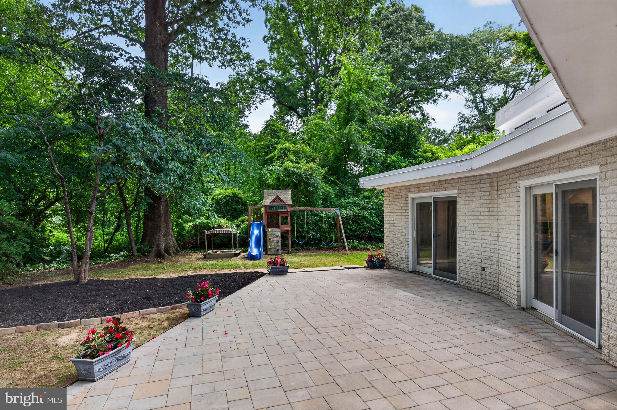 HALLOWING POINT RIVER ESTATES - Residential