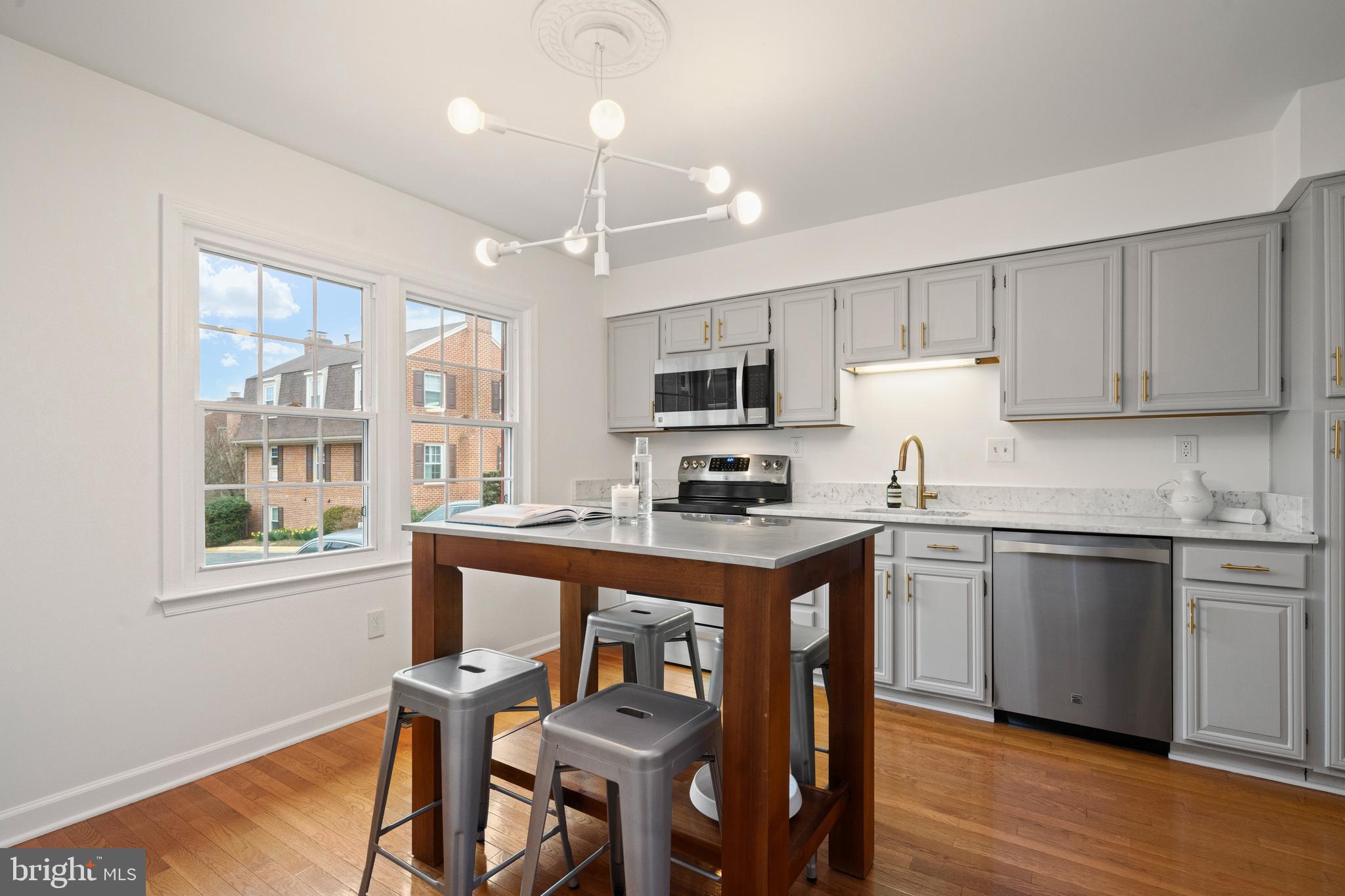 FEDERAL HILL - Residential