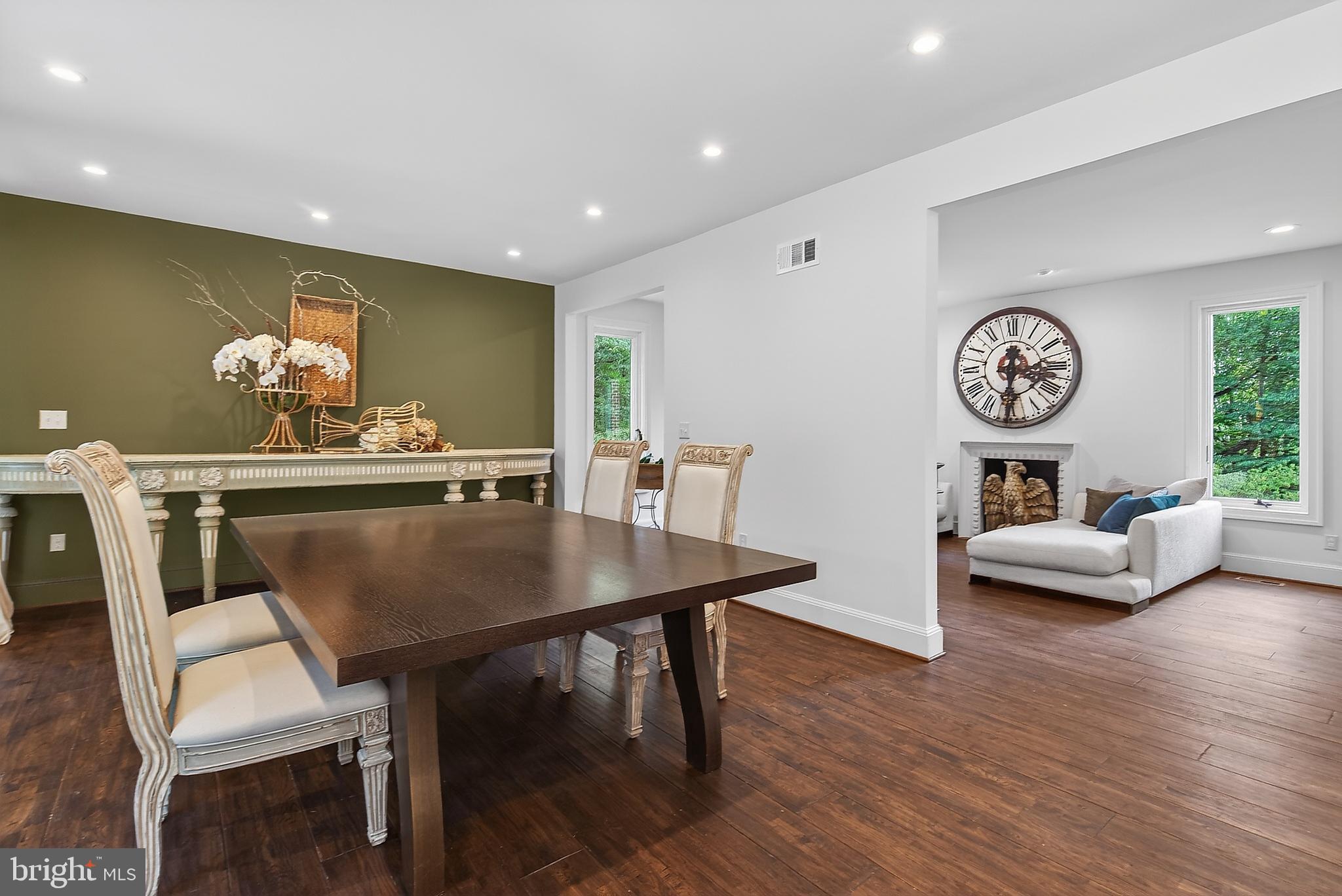 FROSTY MEADOWS - Residential