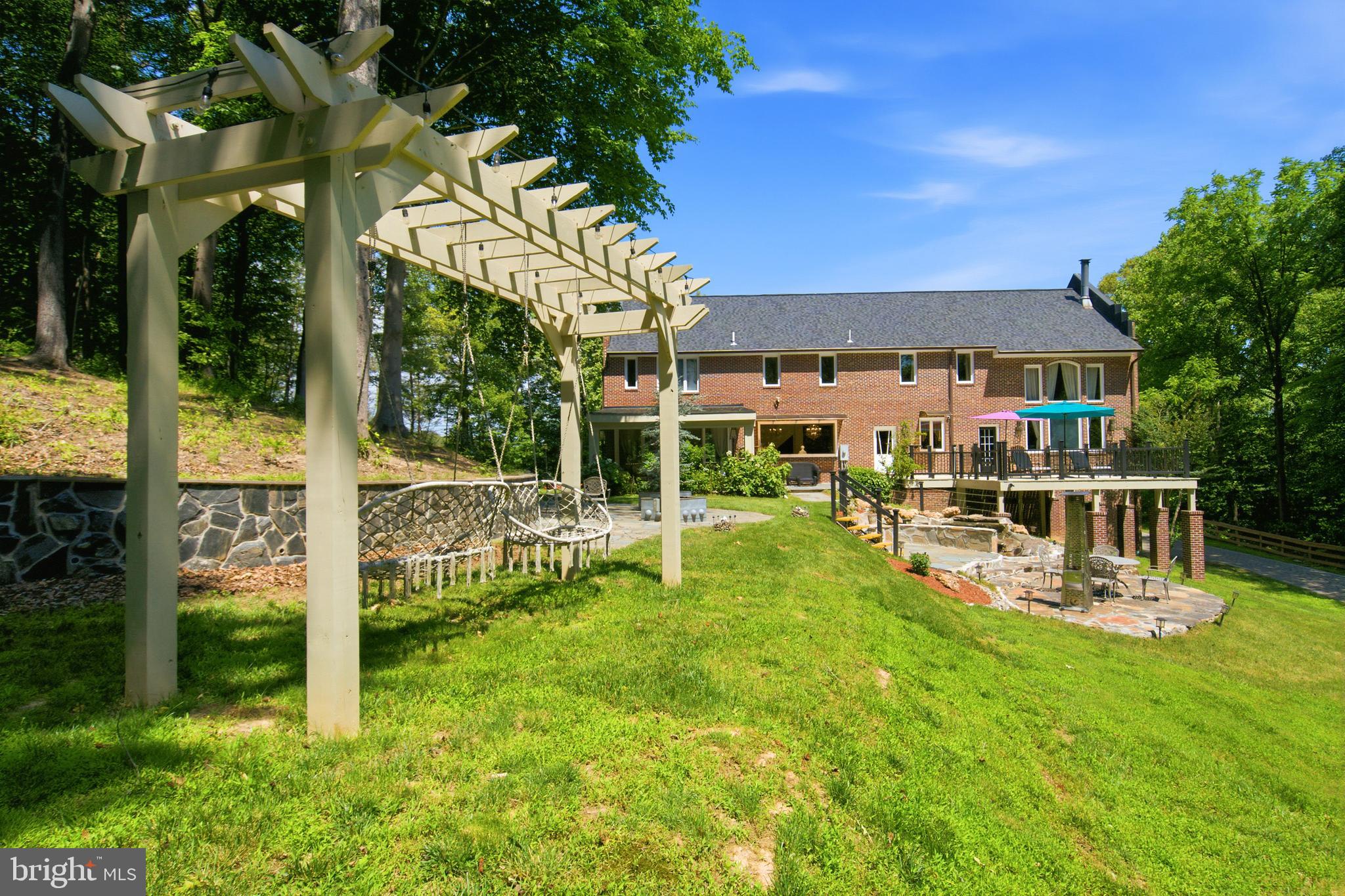 FROSTY MEADOWS - Residential