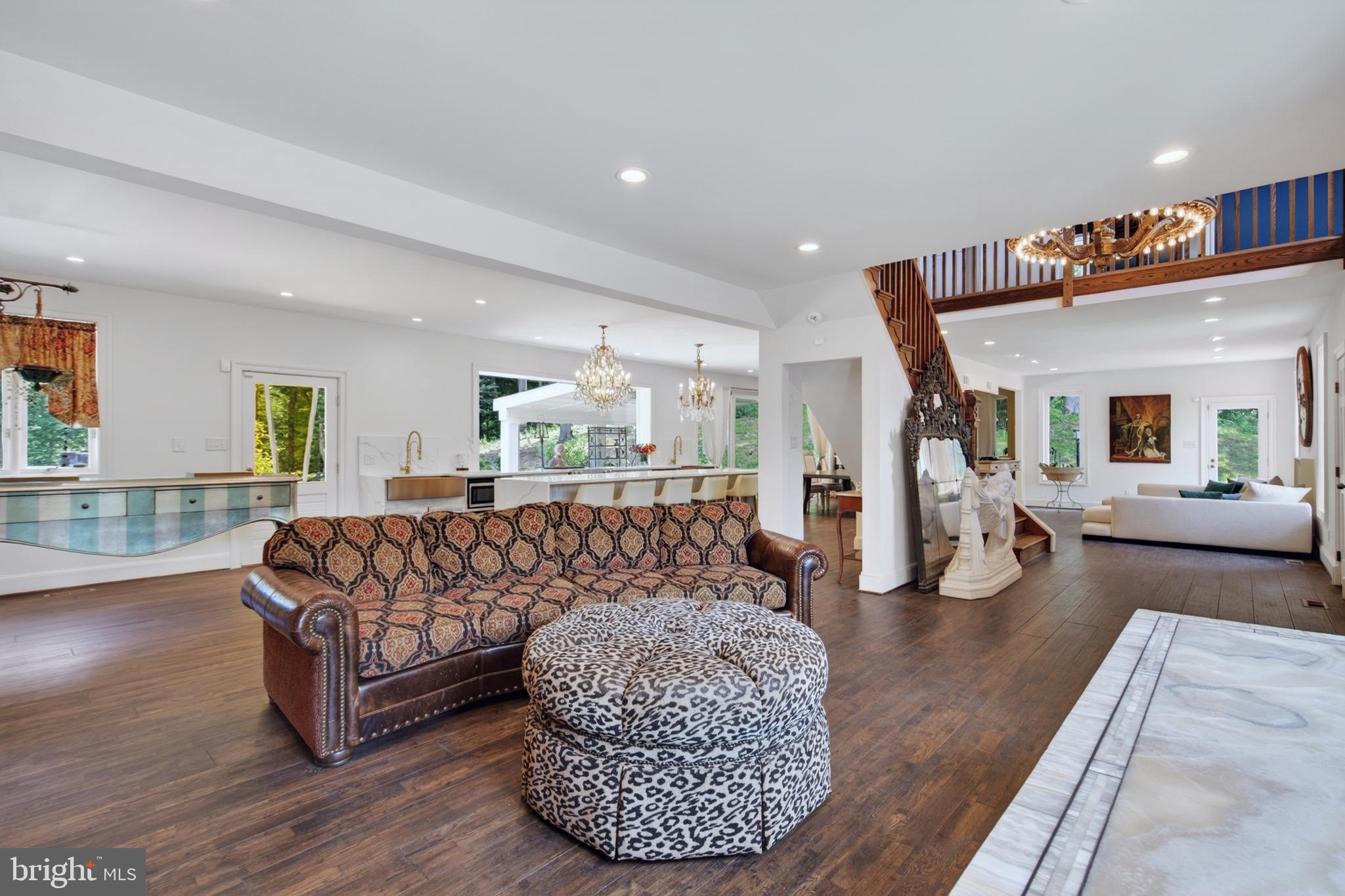 FROSTY MEADOWS - Residential