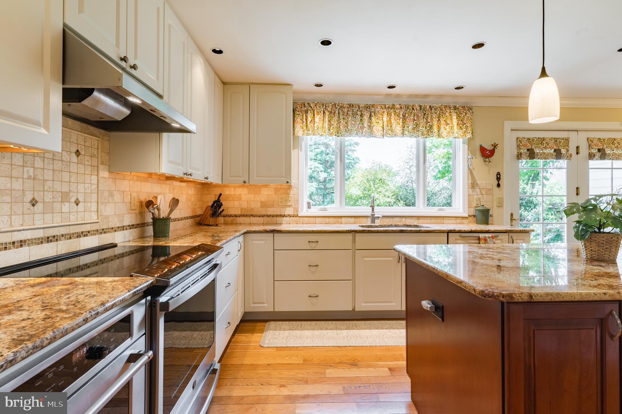 OAK RIDGE - Residential