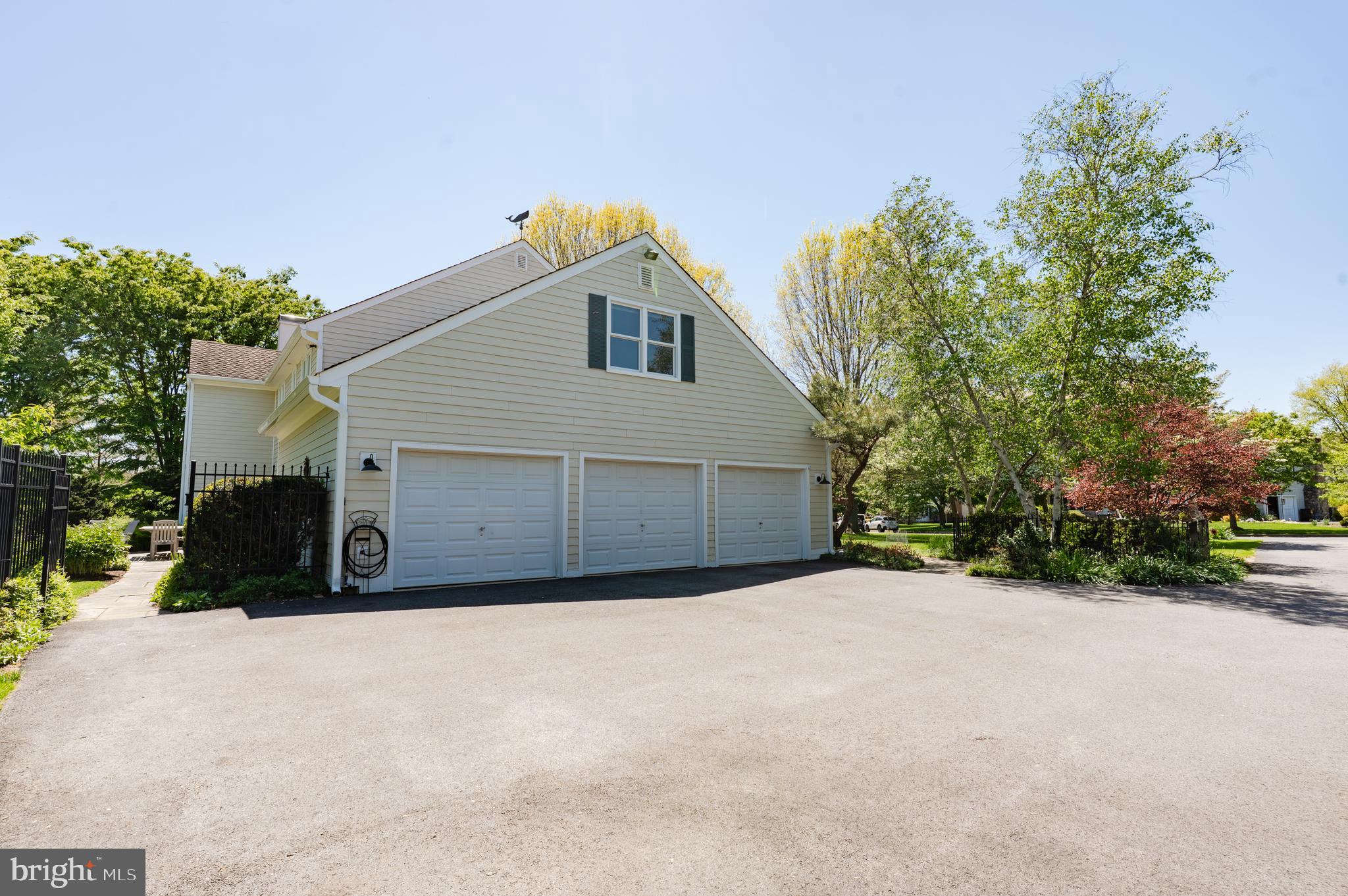 OAK RIDGE - Residential