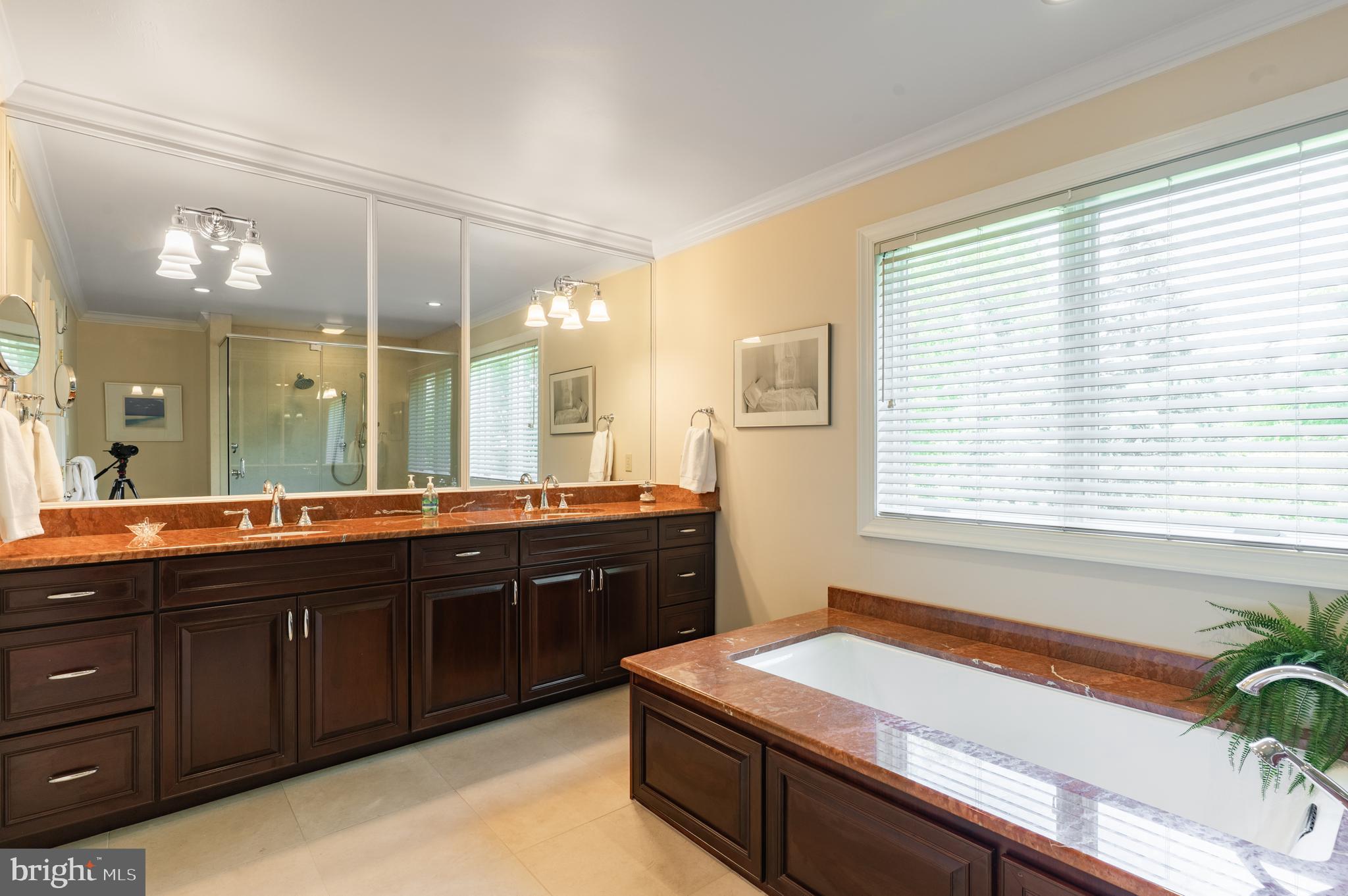 OAK RIDGE - Residential