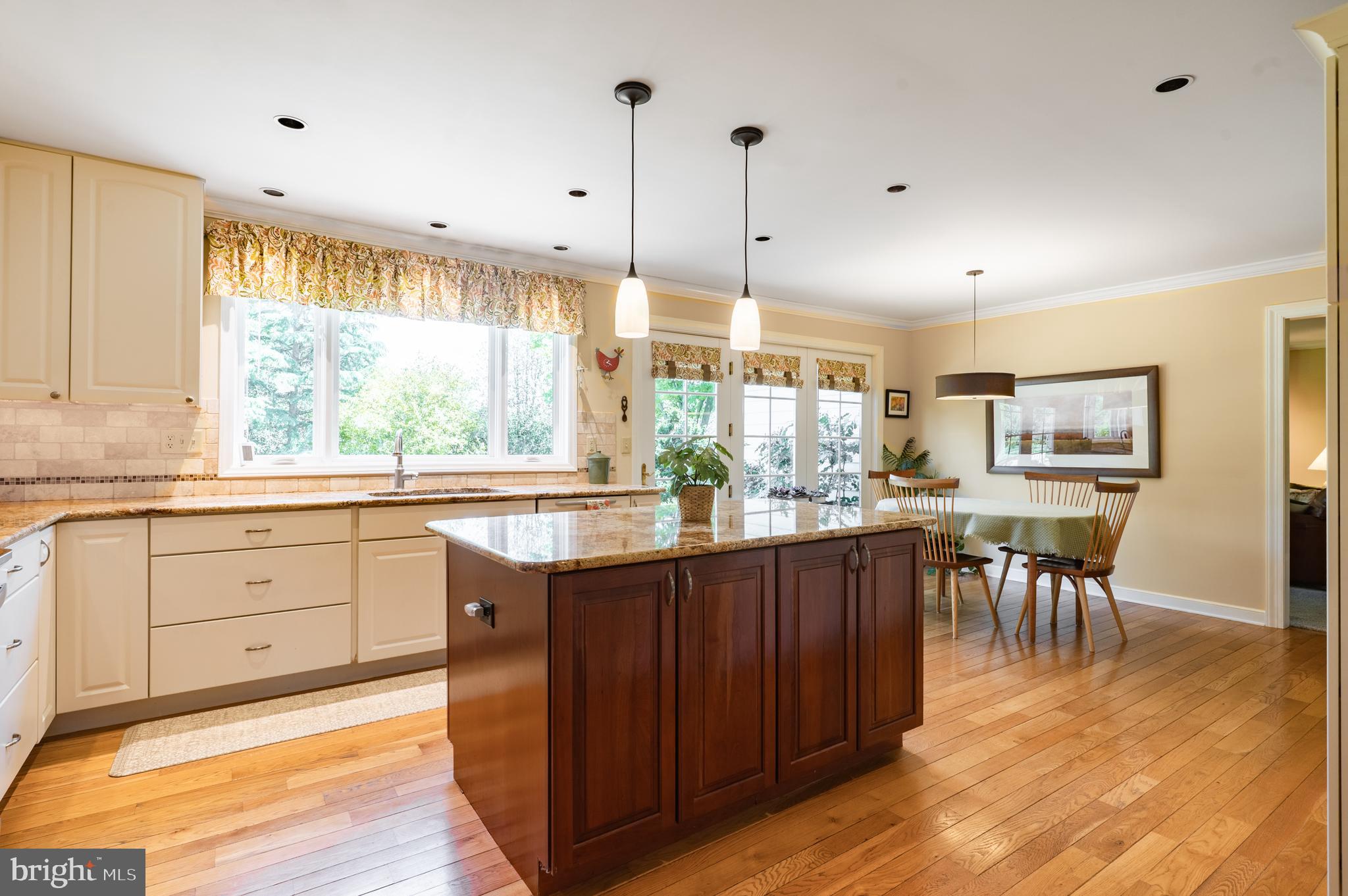 OAK RIDGE - Residential