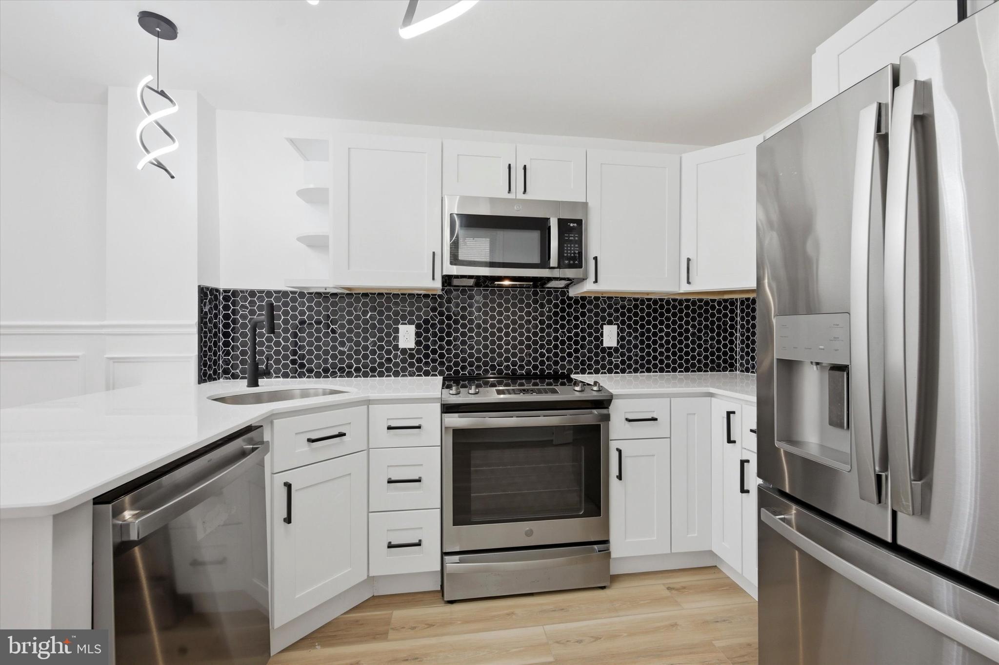 COBBS CREEK - Residential