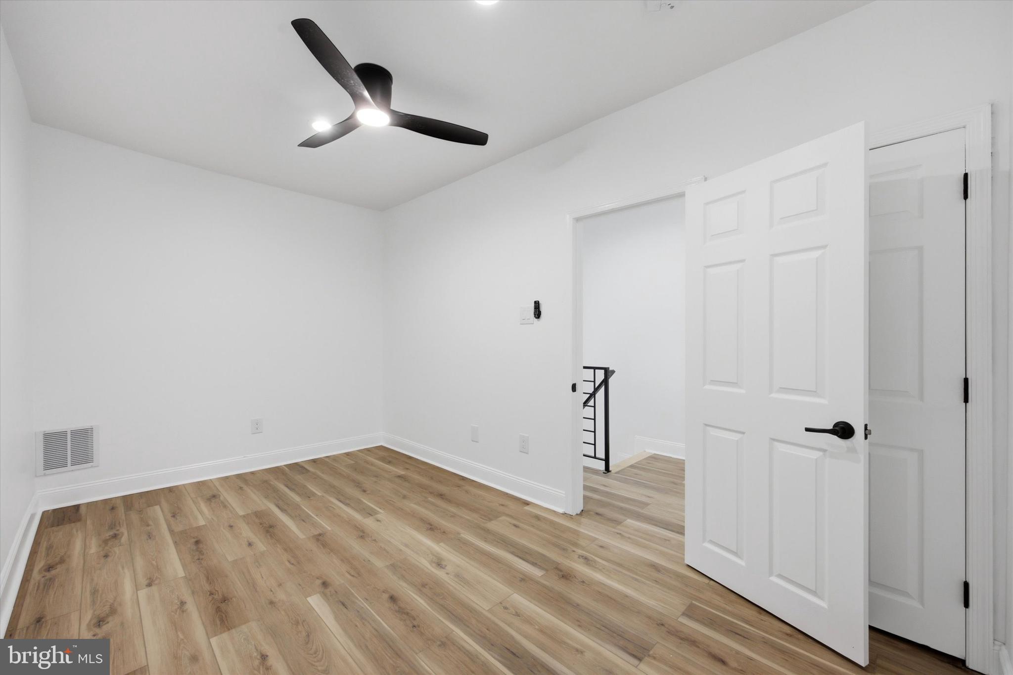 COBBS CREEK - Residential
