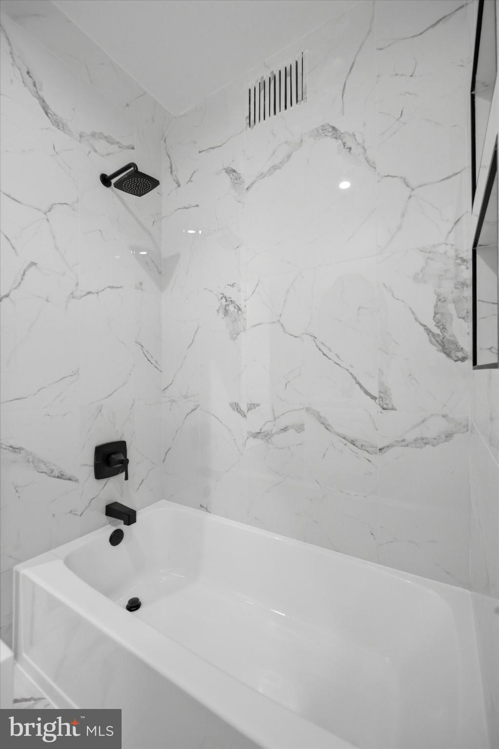 COBBS CREEK - Residential