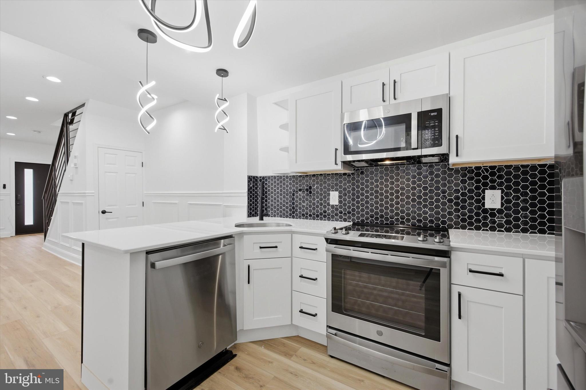 COBBS CREEK - Residential