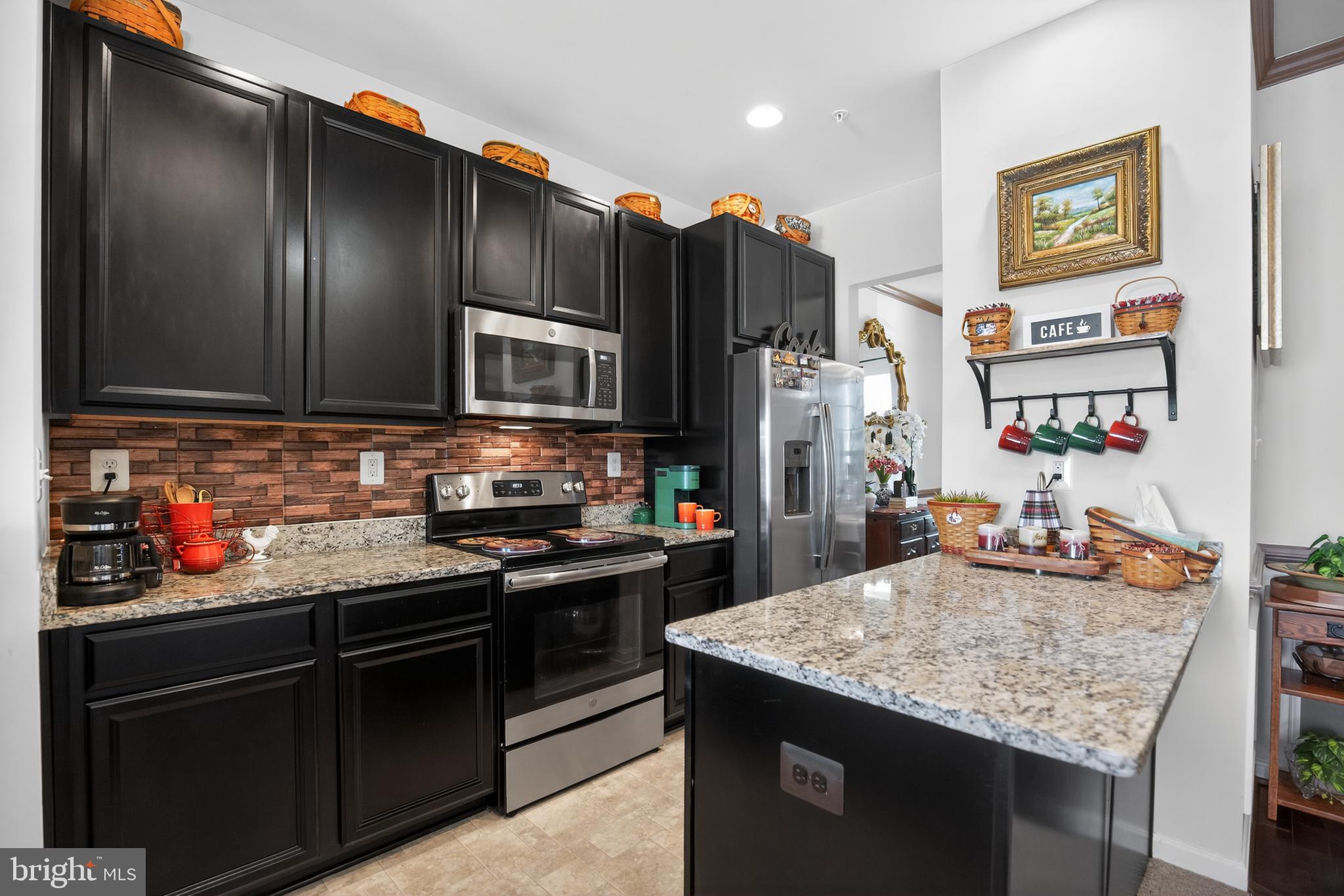 ELIZABETH HILLS PHASE 5 - Residential
