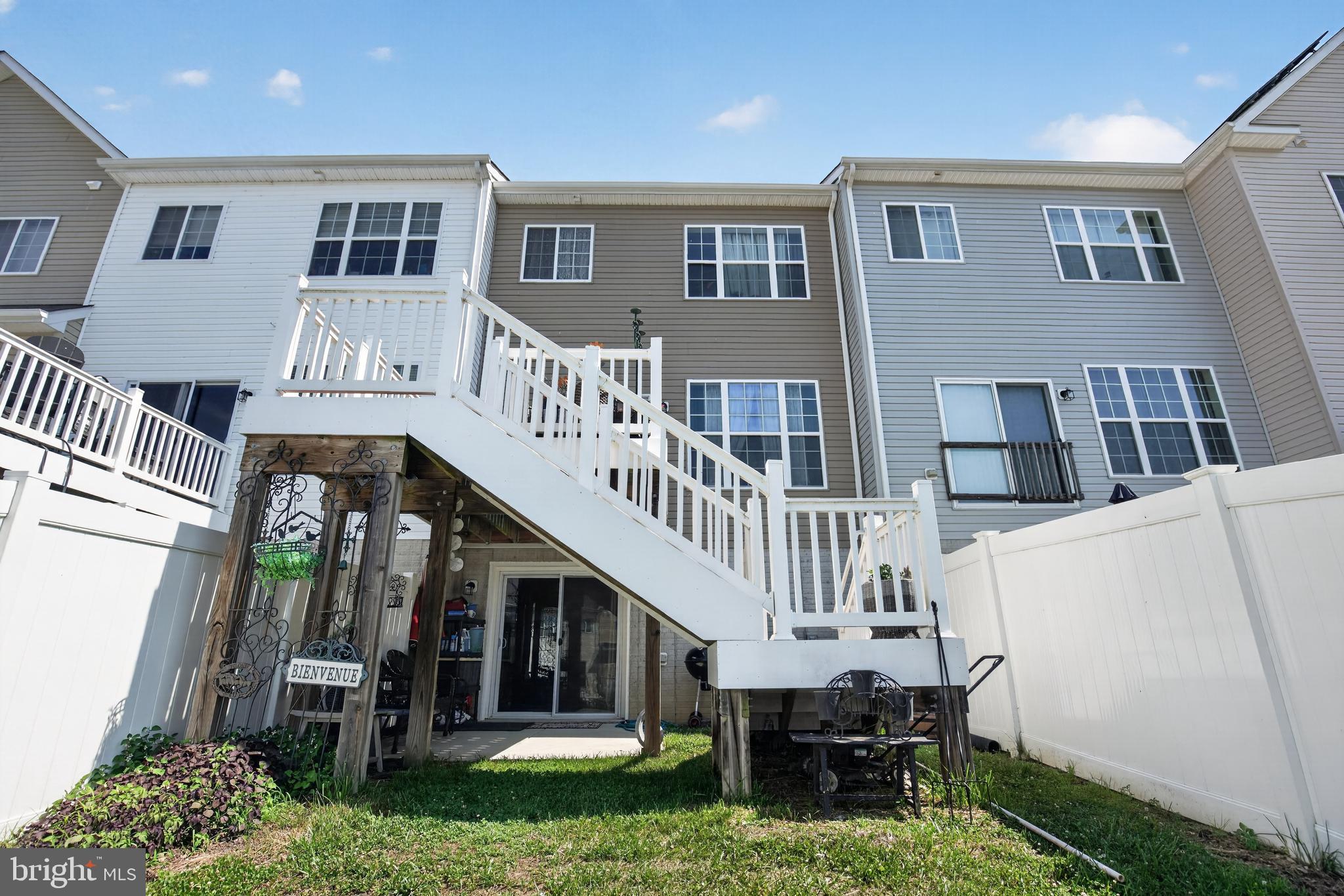 ELIZABETH HILLS PHASE 5 - Residential