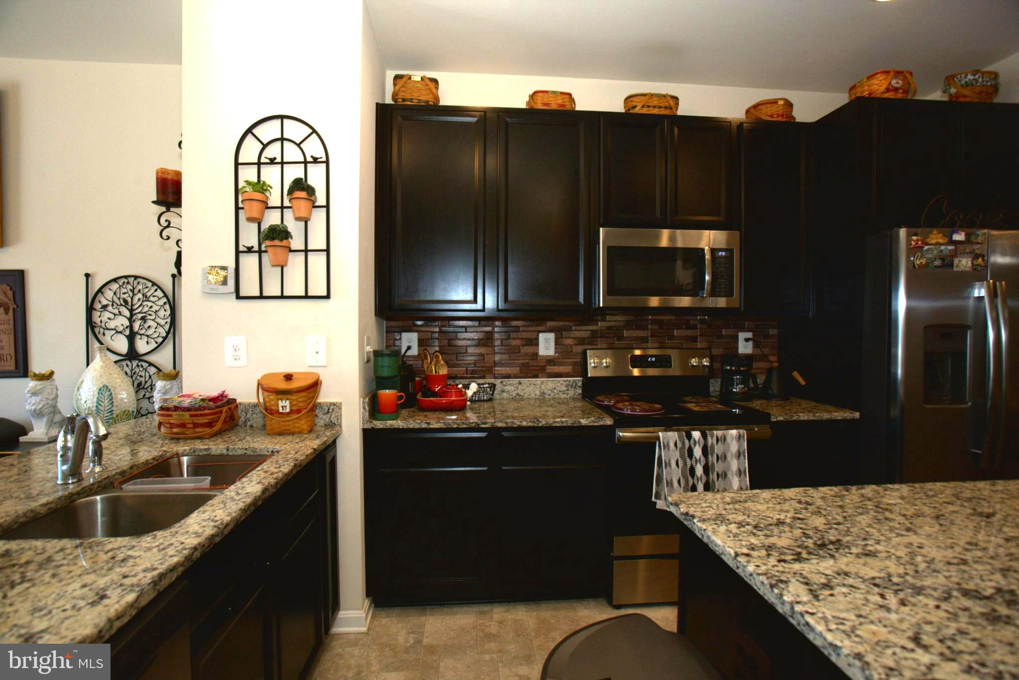 ELIZABETH HILLS PHASE 5 - Residential