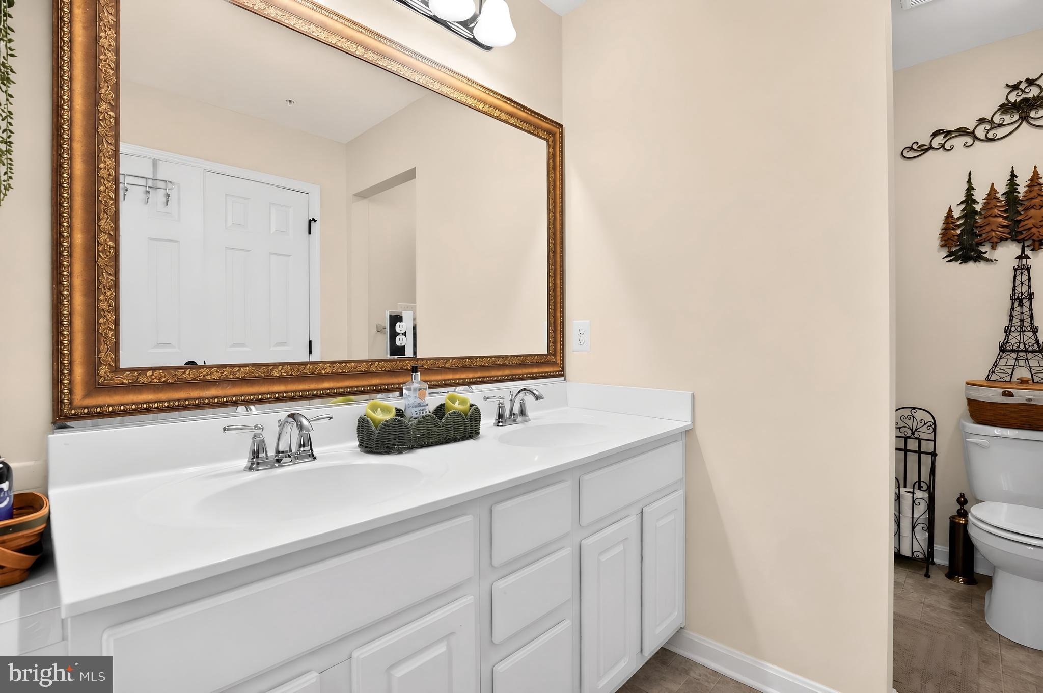 ELIZABETH HILLS PHASE 5 - Residential