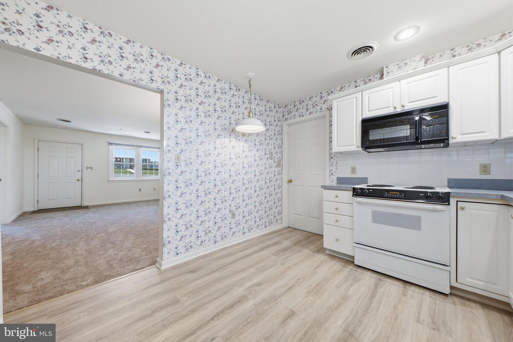 SPRINGDALE VILLAGE - Residential