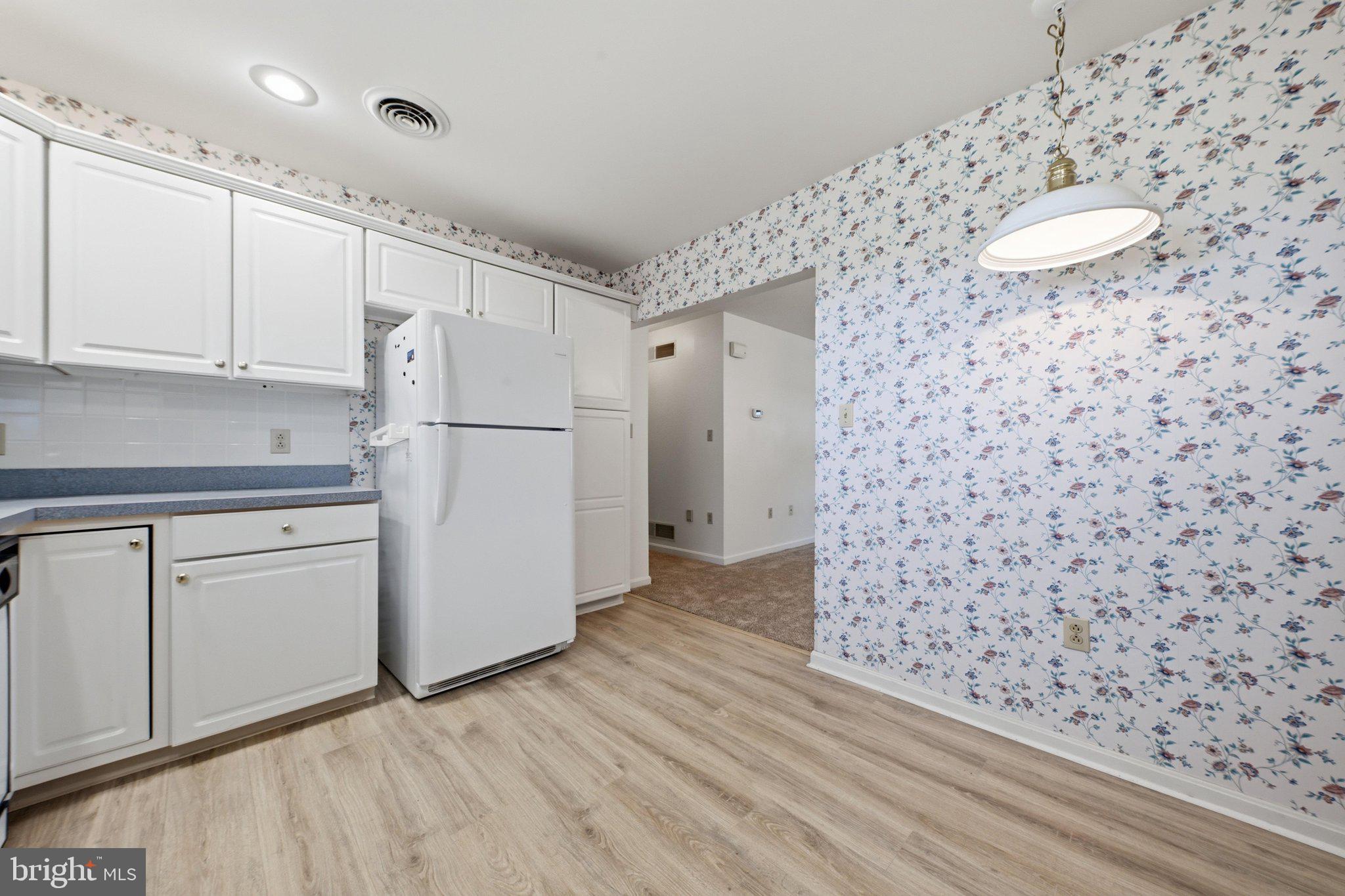 SPRINGDALE VILLAGE - Residential