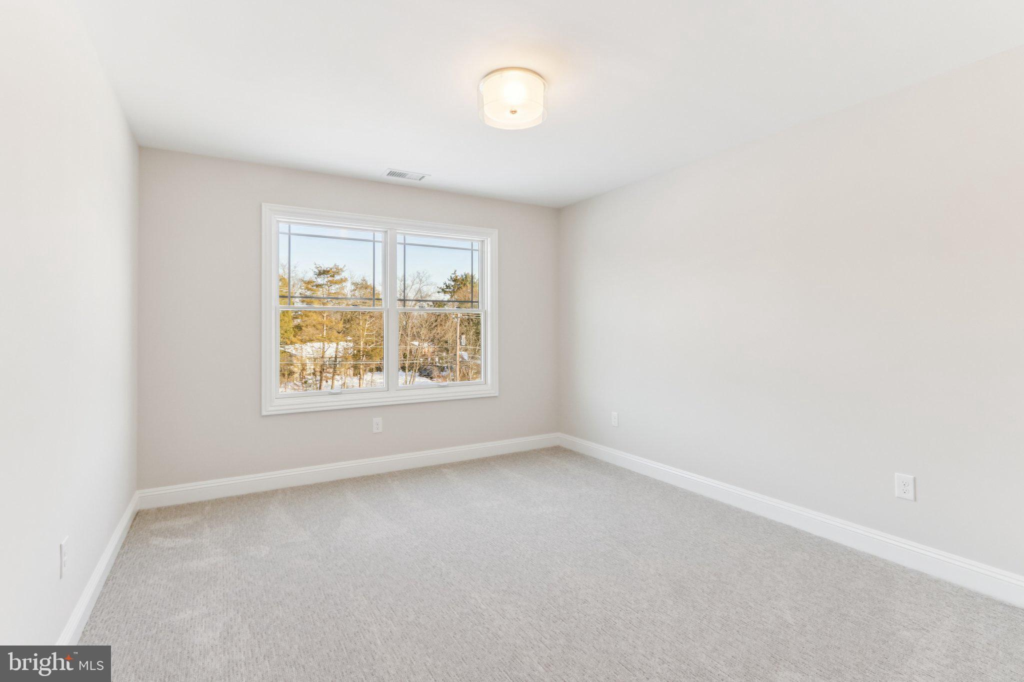 BRIARWOOD - Residential