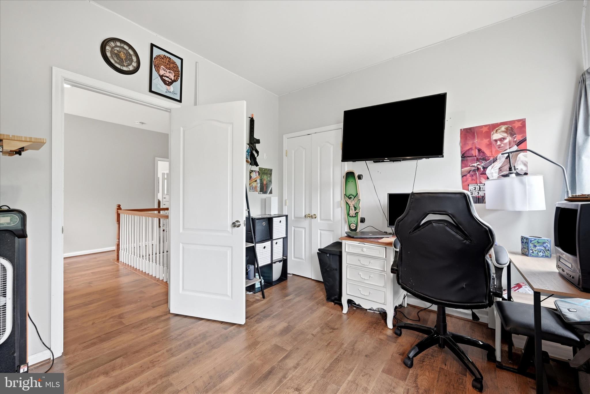 WAKELAND MANOR - Residential