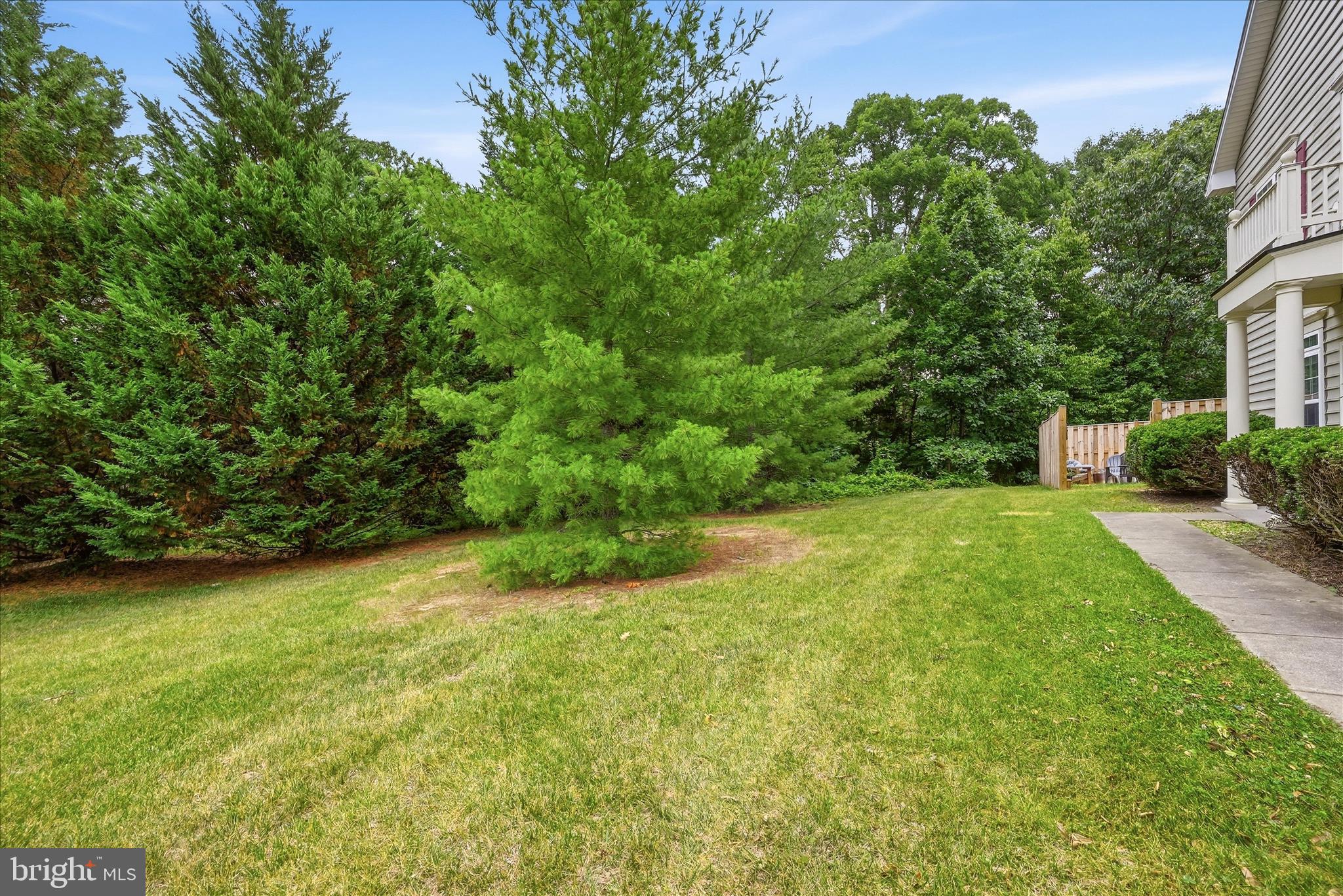 WAKELAND MANOR - Residential