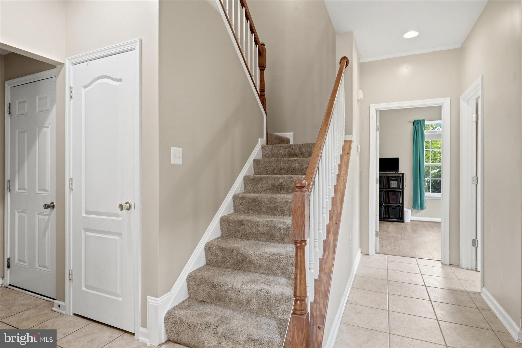 WAKELAND MANOR - Residential