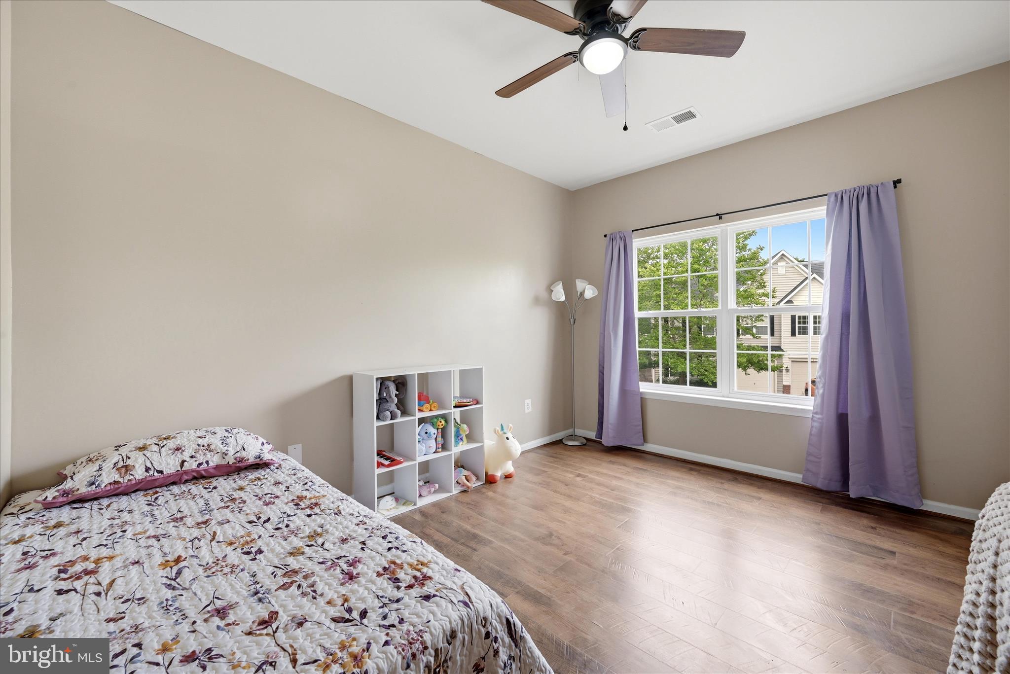 WAKELAND MANOR - Residential