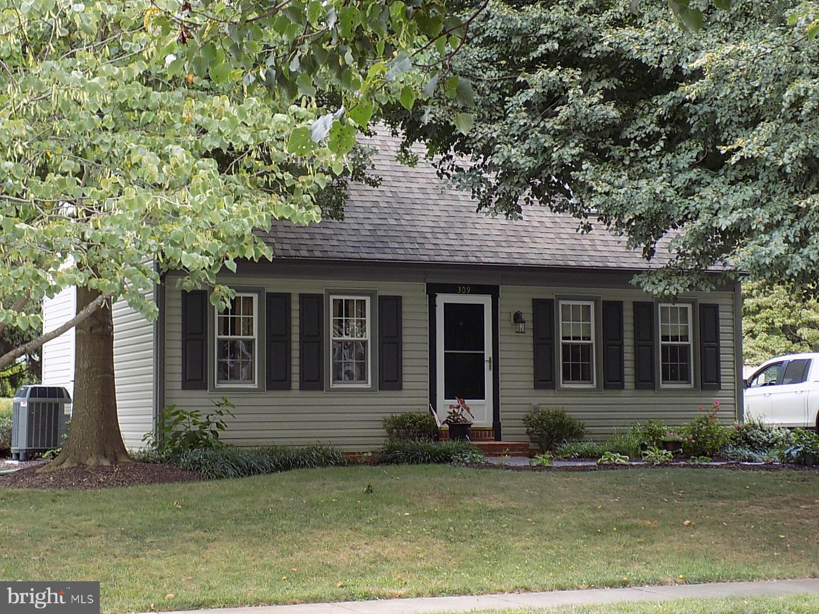 NICHOLSON SQUARE - Residential